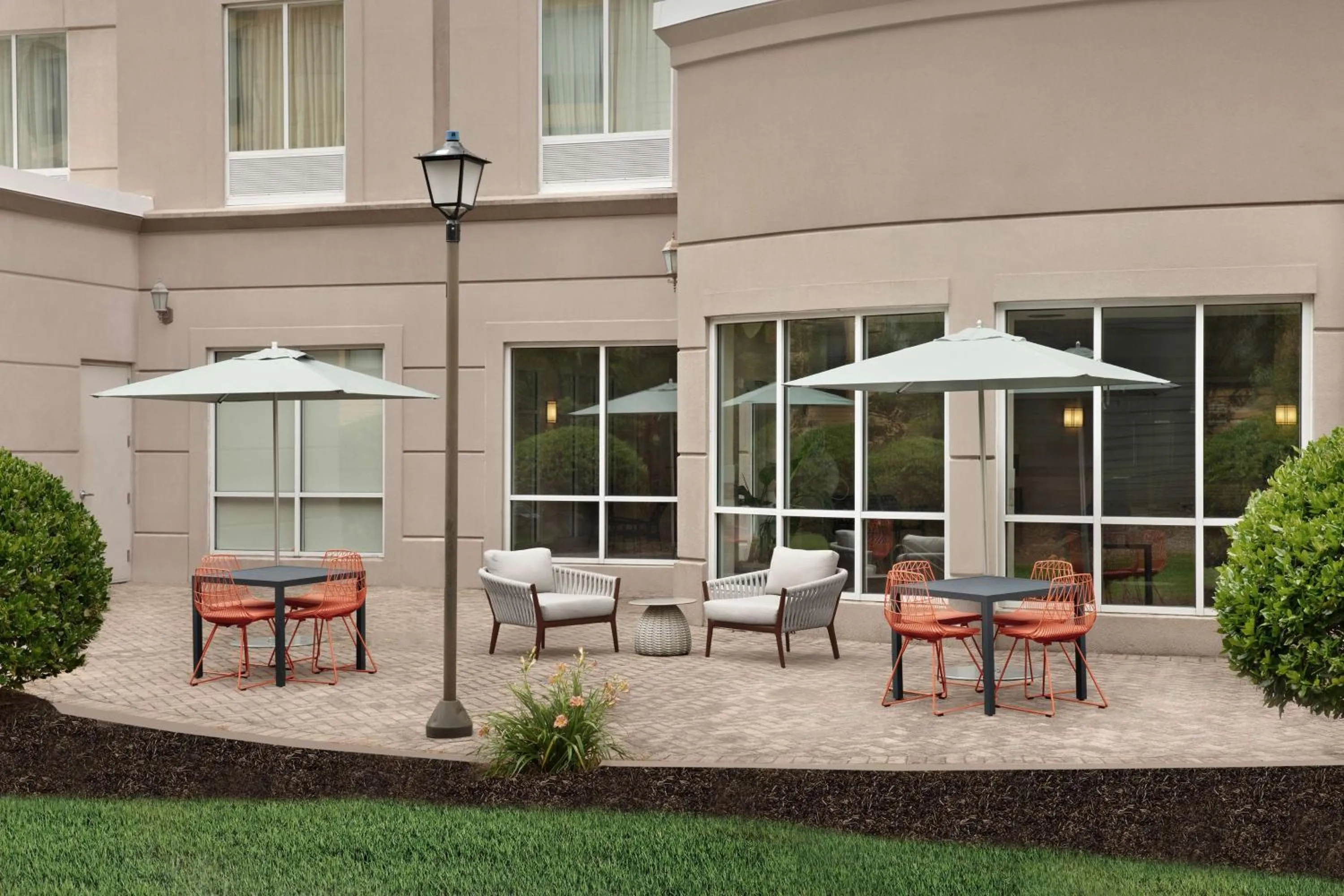 Patio in Hilton Garden Inn Columbia/Harbison