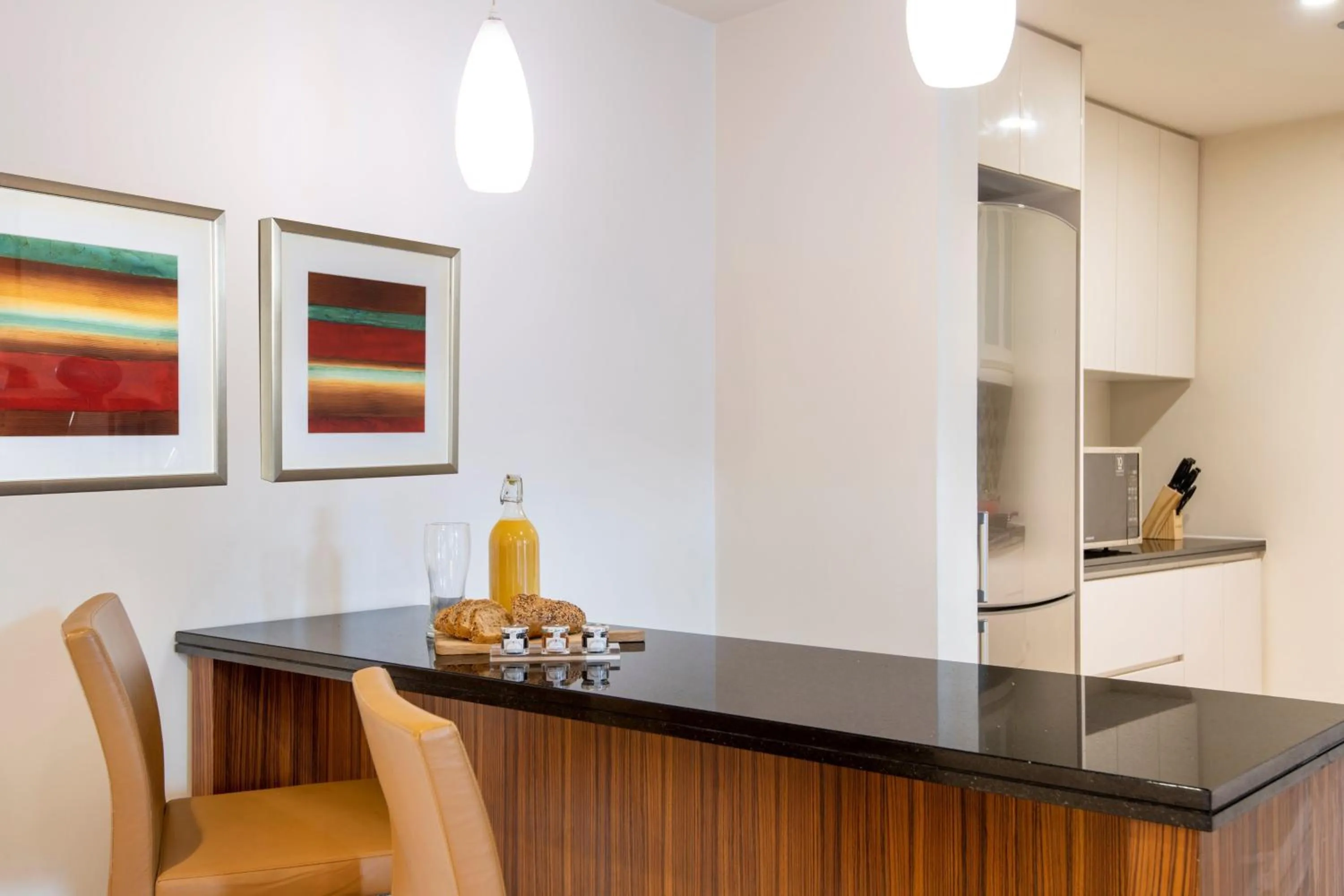 Photo of the whole room in Crowne Plaza Doha - The Business Park by IHG