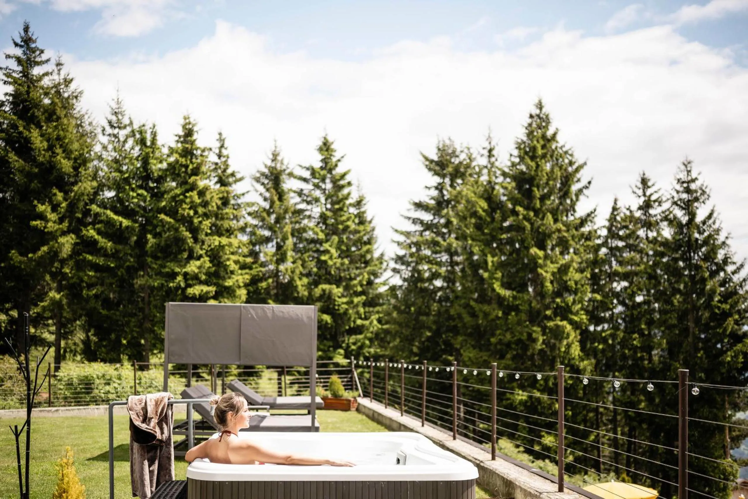 Hot Tub in Granpanorama Wellnesshotel Sambergerhof Superior