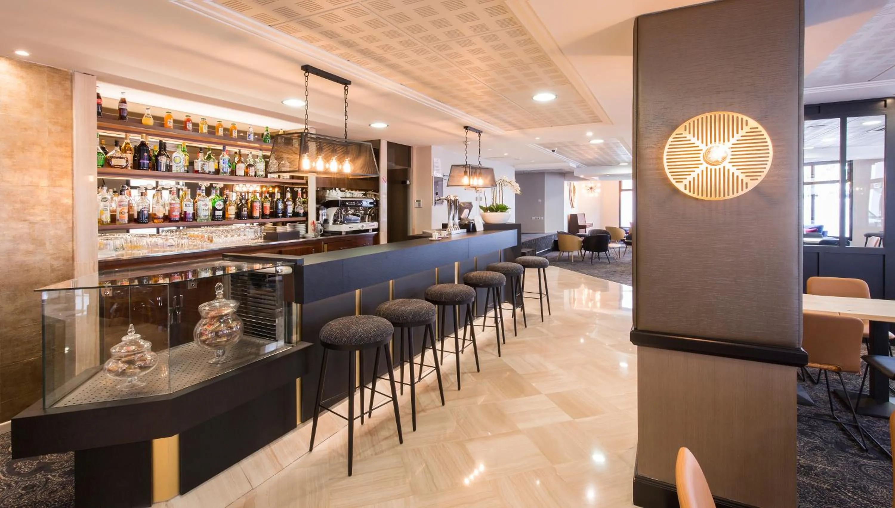 Lounge or bar in Hôtel National