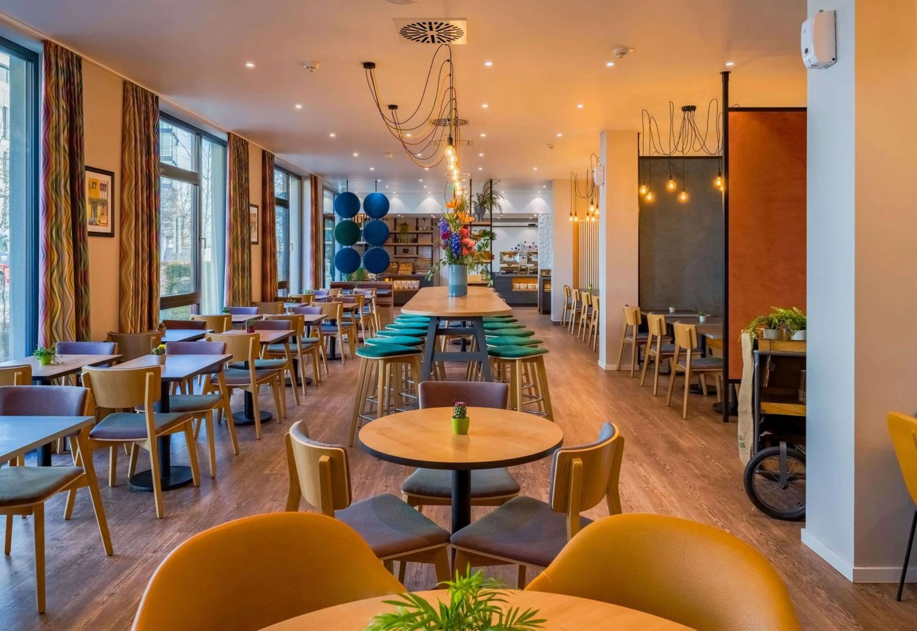 Restaurant/places to eat in Ramada Encore by Wyndham Munich Messe