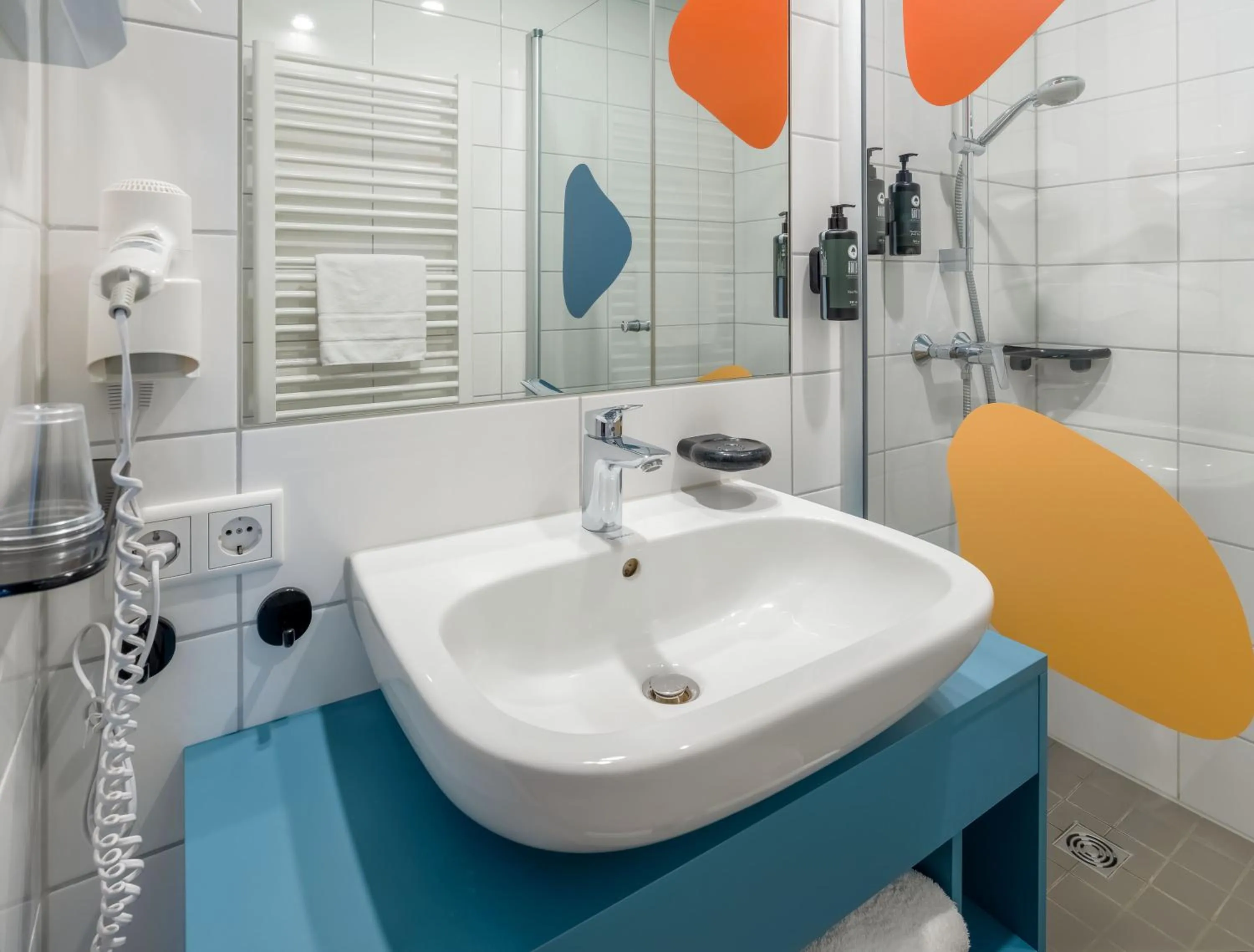 Shower in Ramada Encore by Wyndham Munich Messe