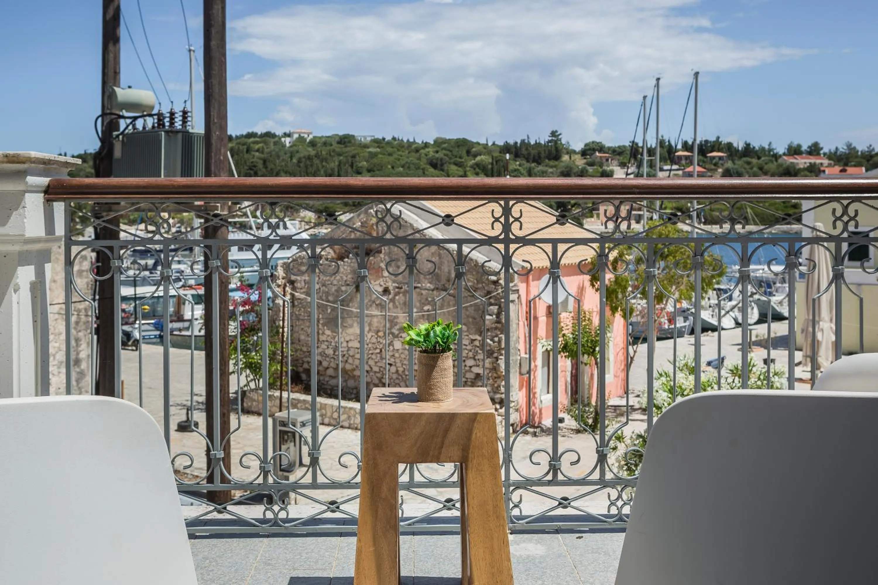 Balhambra Suites - Adults Only