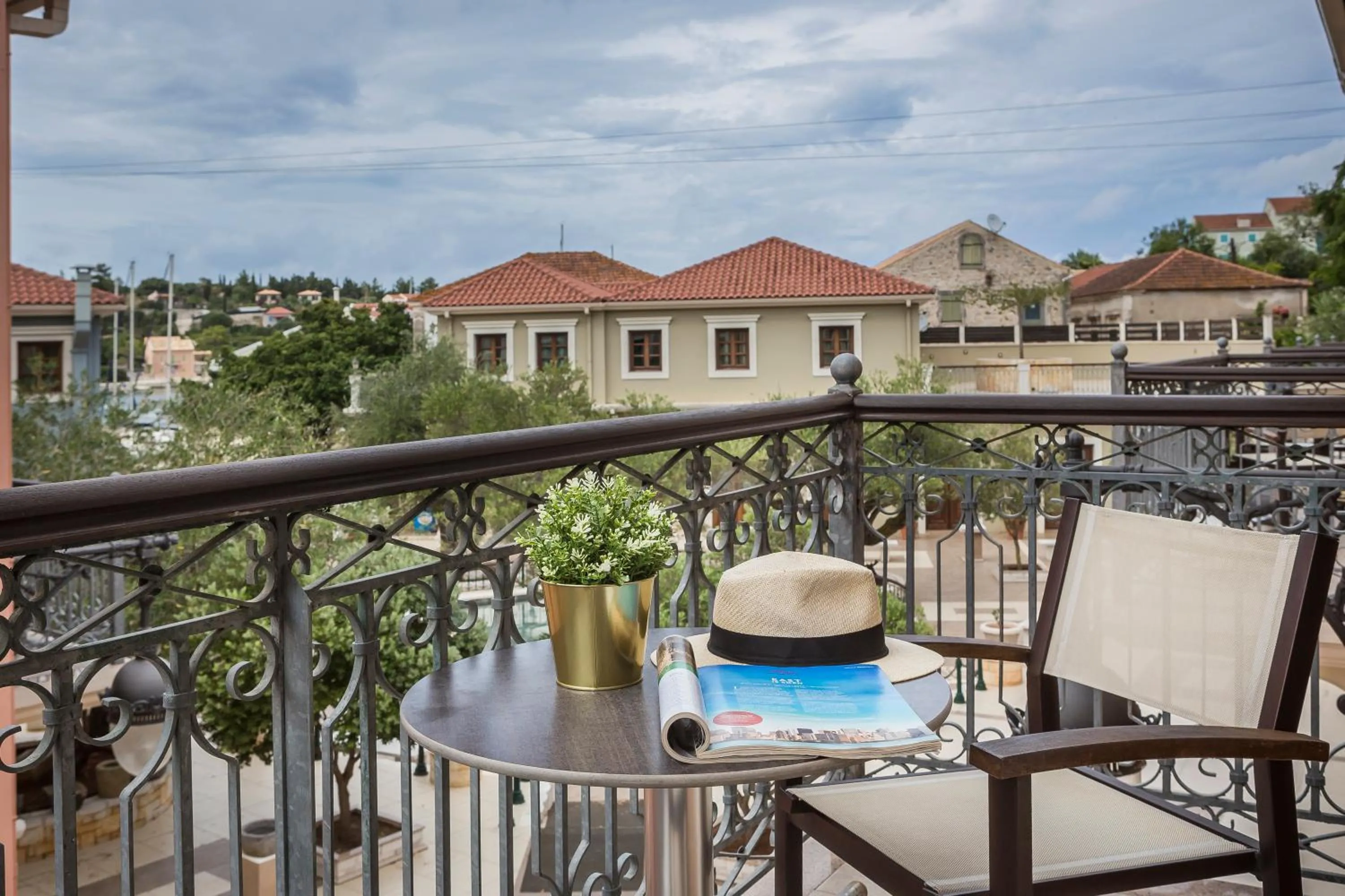 Balhambra Suites - Adults Only
