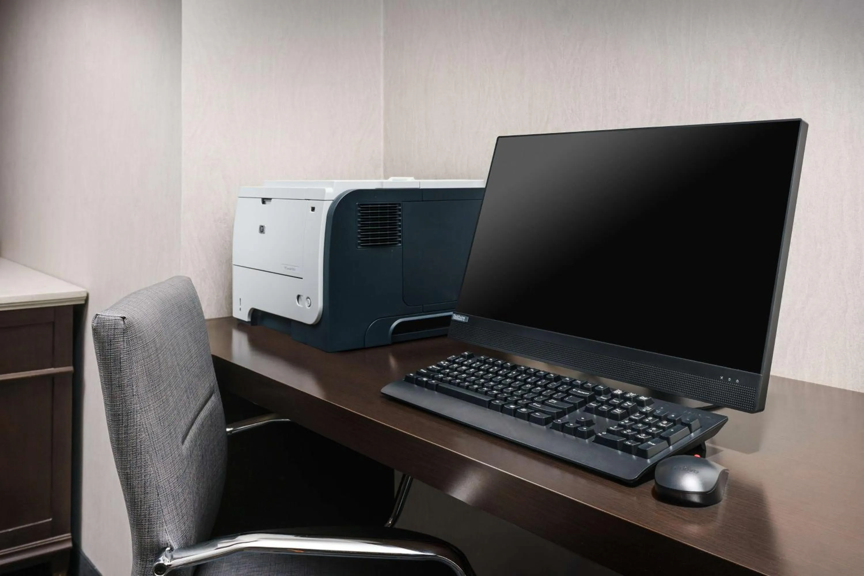 Business facilities in Hampton Inn & Suites Baltimore Inner Harbor