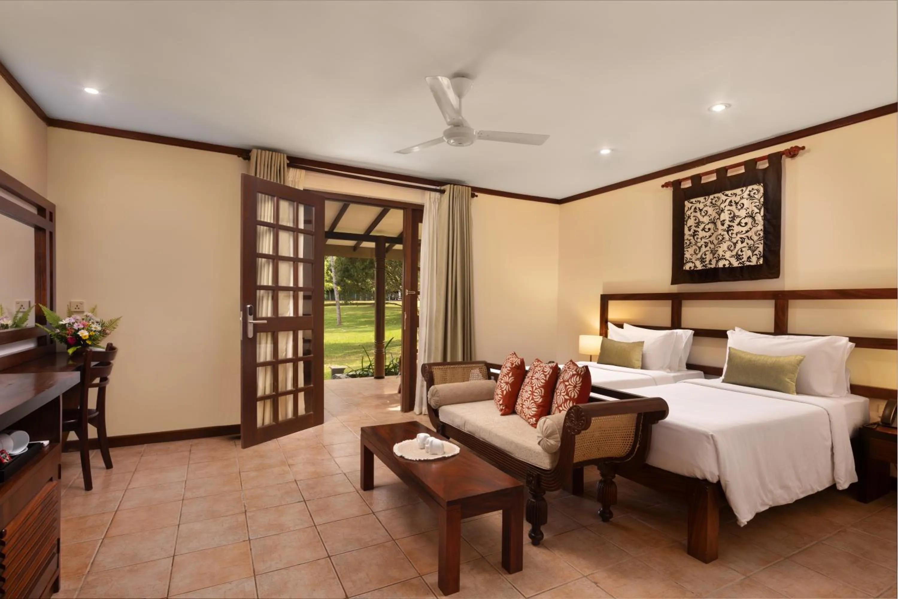 Bed in Tamarind Tree Garden Resort - Katunayake