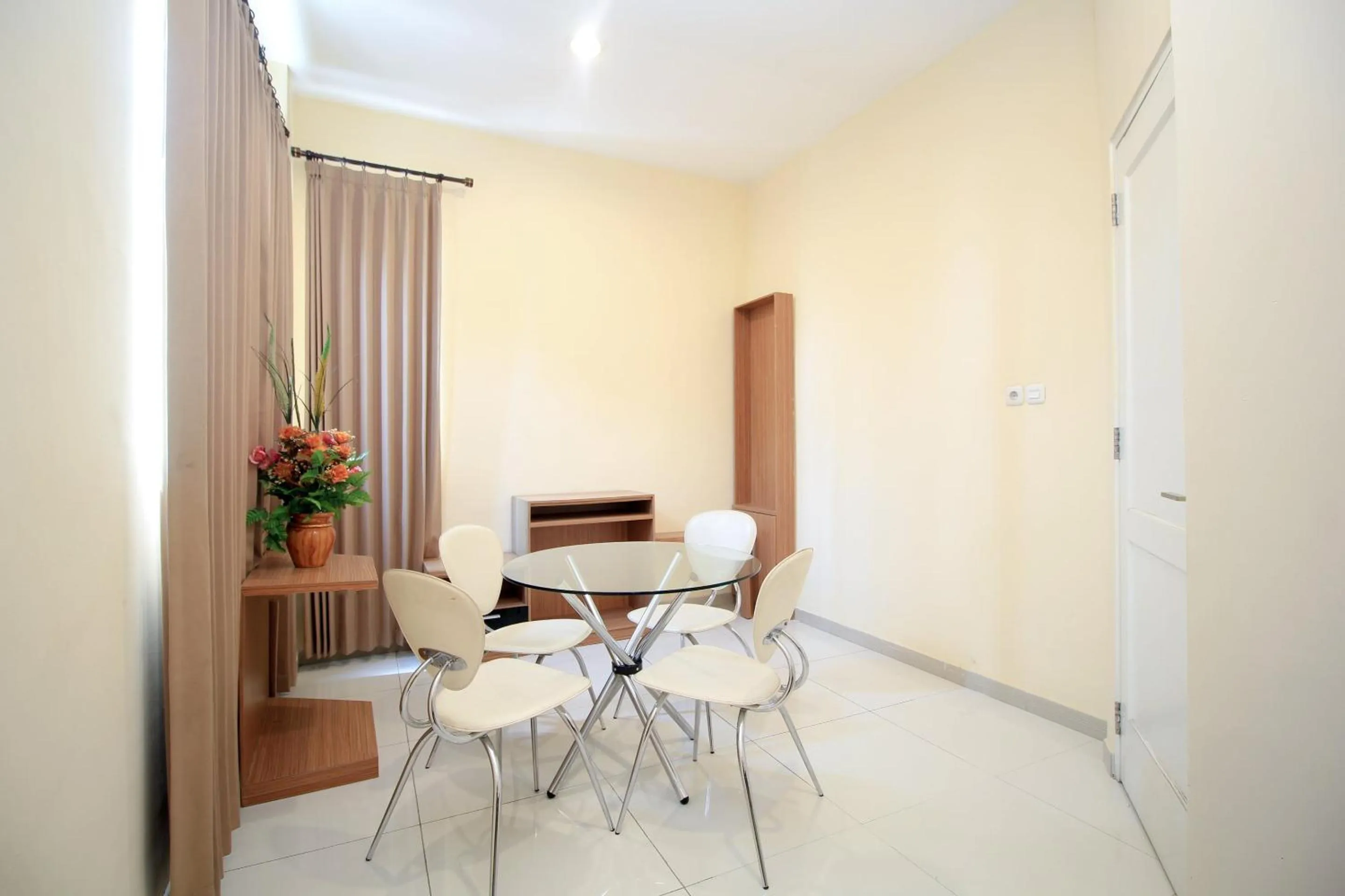 Lobby or reception in Capital O 175 K-60 Residence