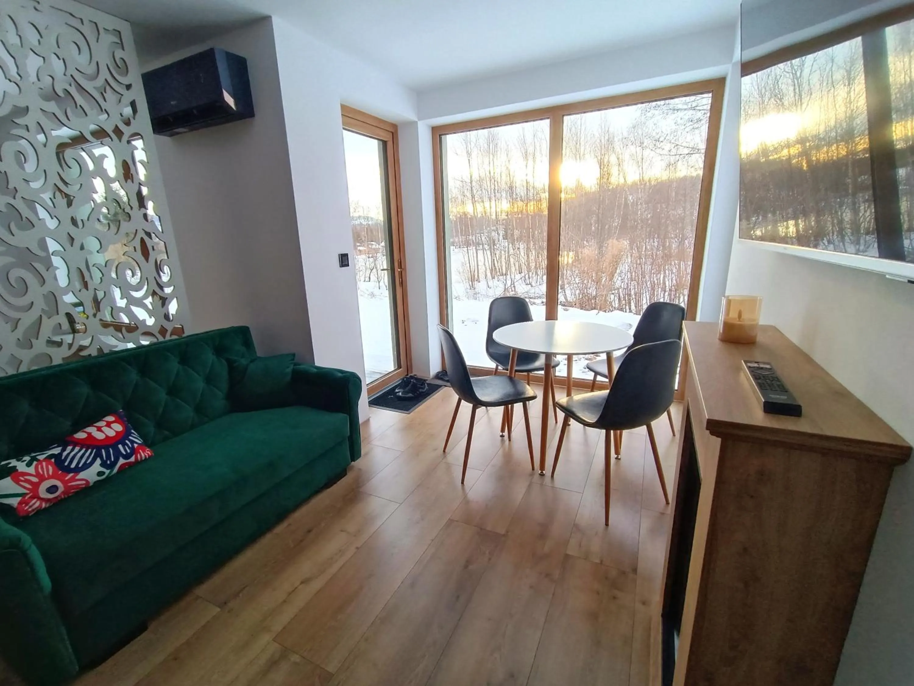 Dining area in Blu Raj - domy w Sudetach