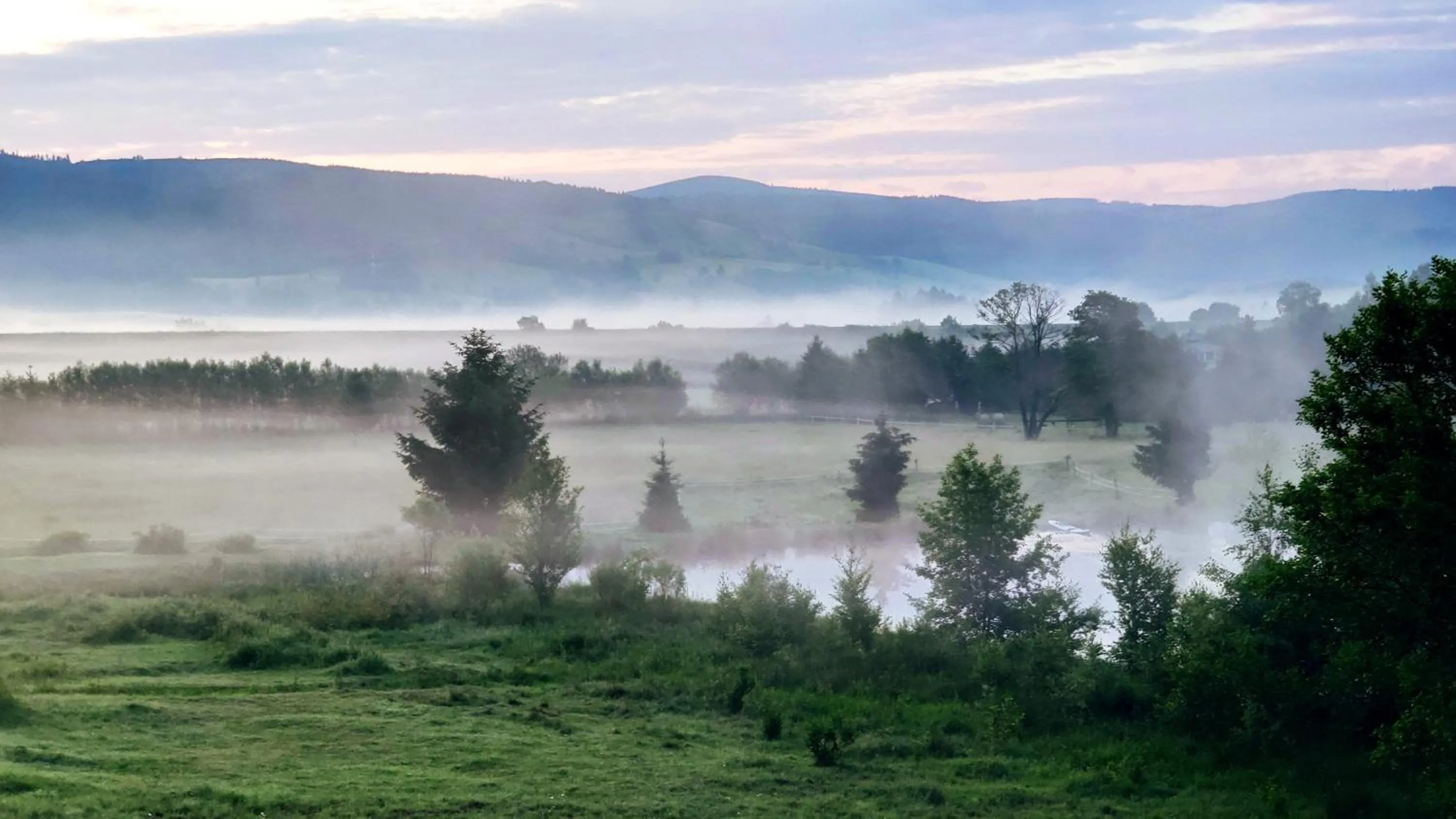 Natural landscape in Blu Raj - domy w Sudetach