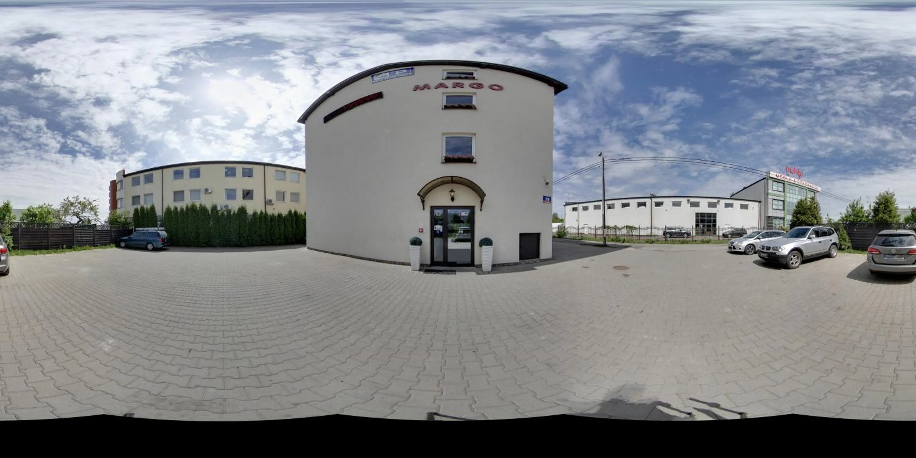 Property building in Gościniec Margo