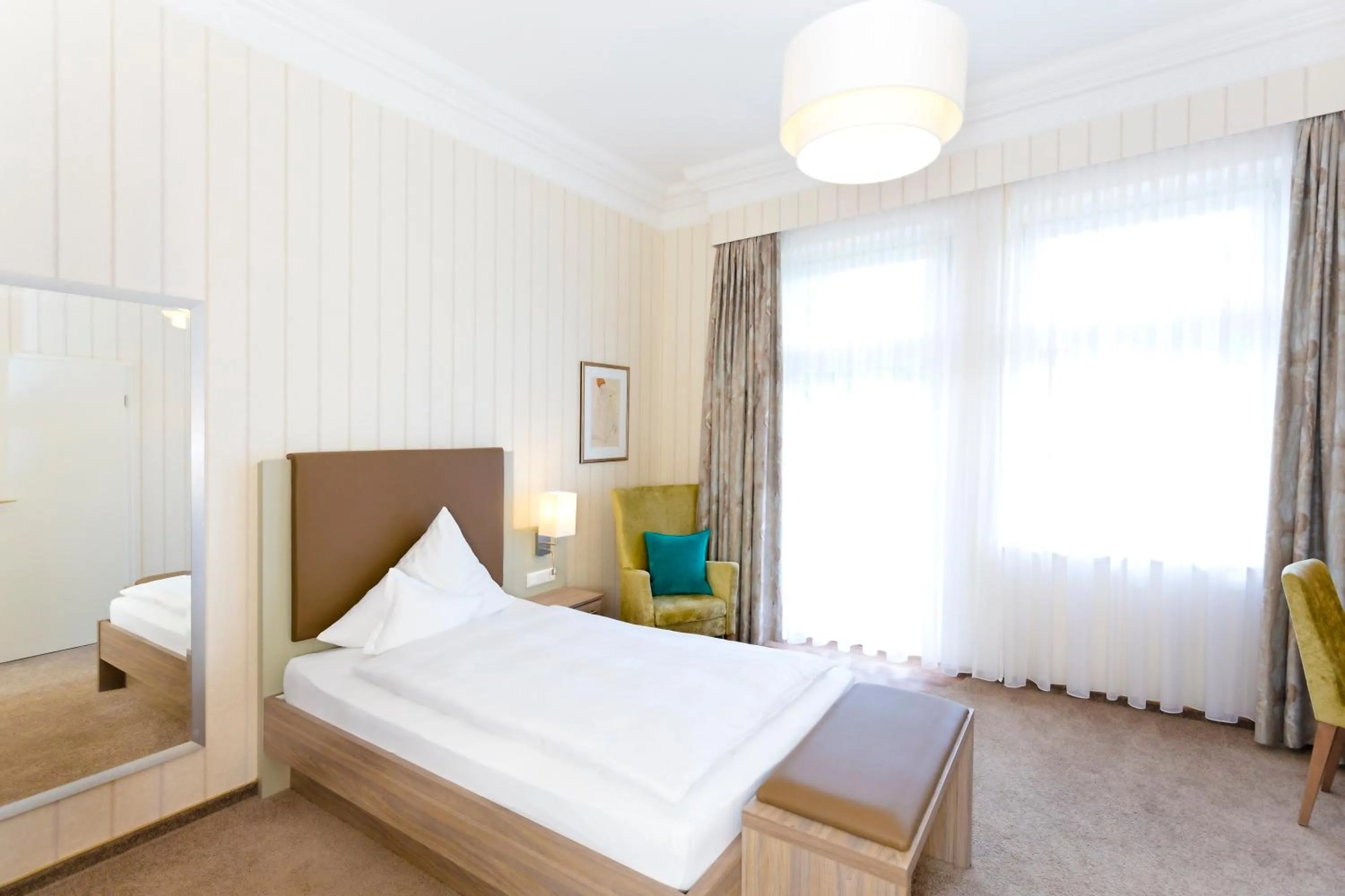 Photo of the whole room, Bed in Hotel Noltmann-Peters