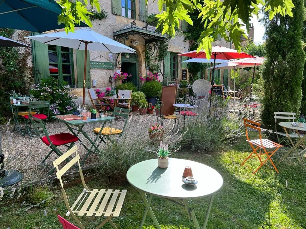 Restaurant/places to eat in Villa Marguerite Chambres et Table d Hotes de charme