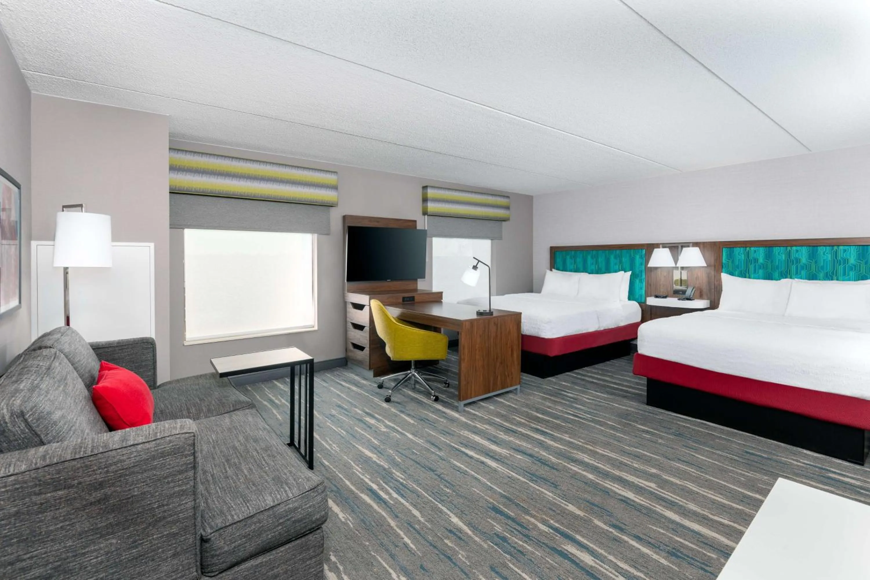 Bedroom, Bed in Hampton Inn & Suites Cleveland-Beachwood