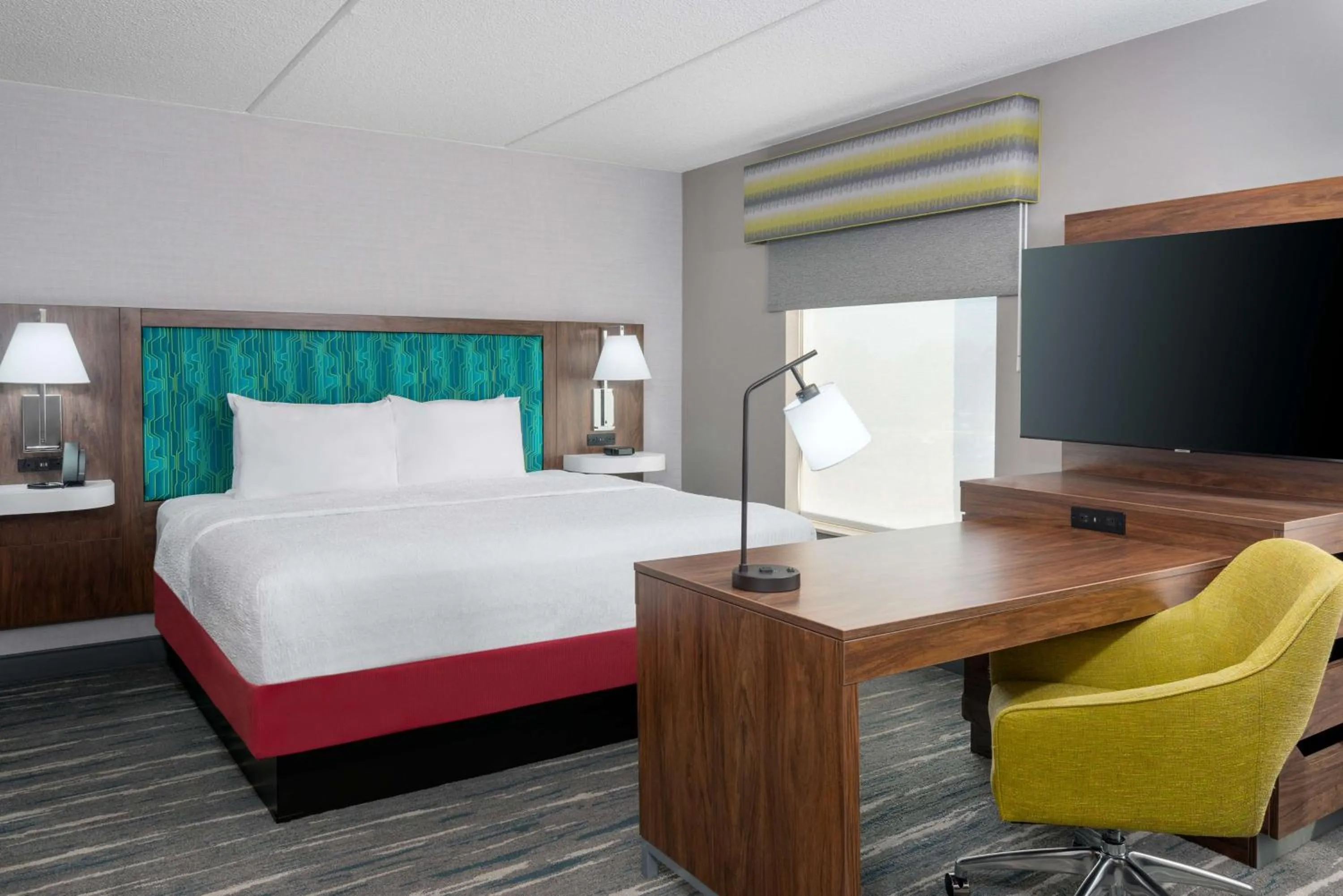 Bedroom, Bed in Hampton Inn & Suites Cleveland-Beachwood