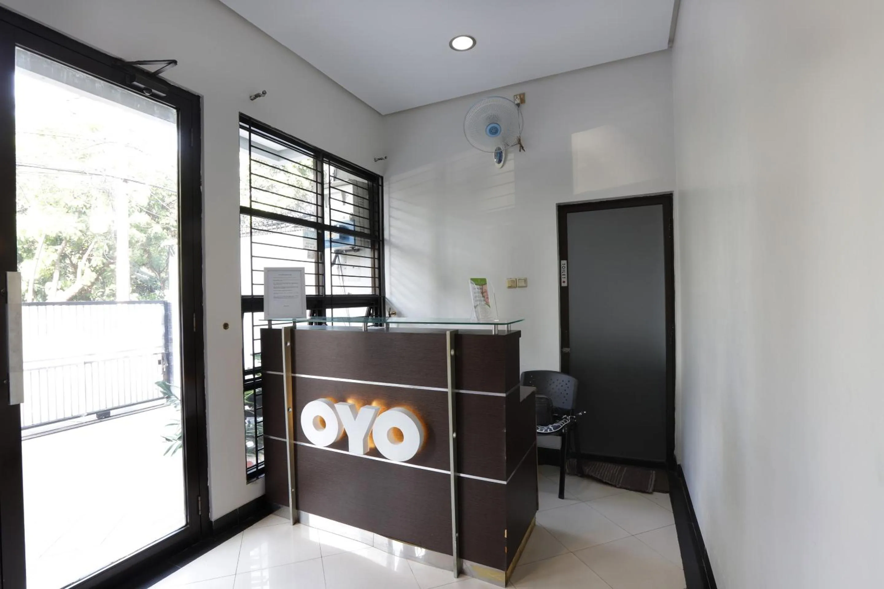 Lobby or reception in Hotel O Cempaka Place Homestay