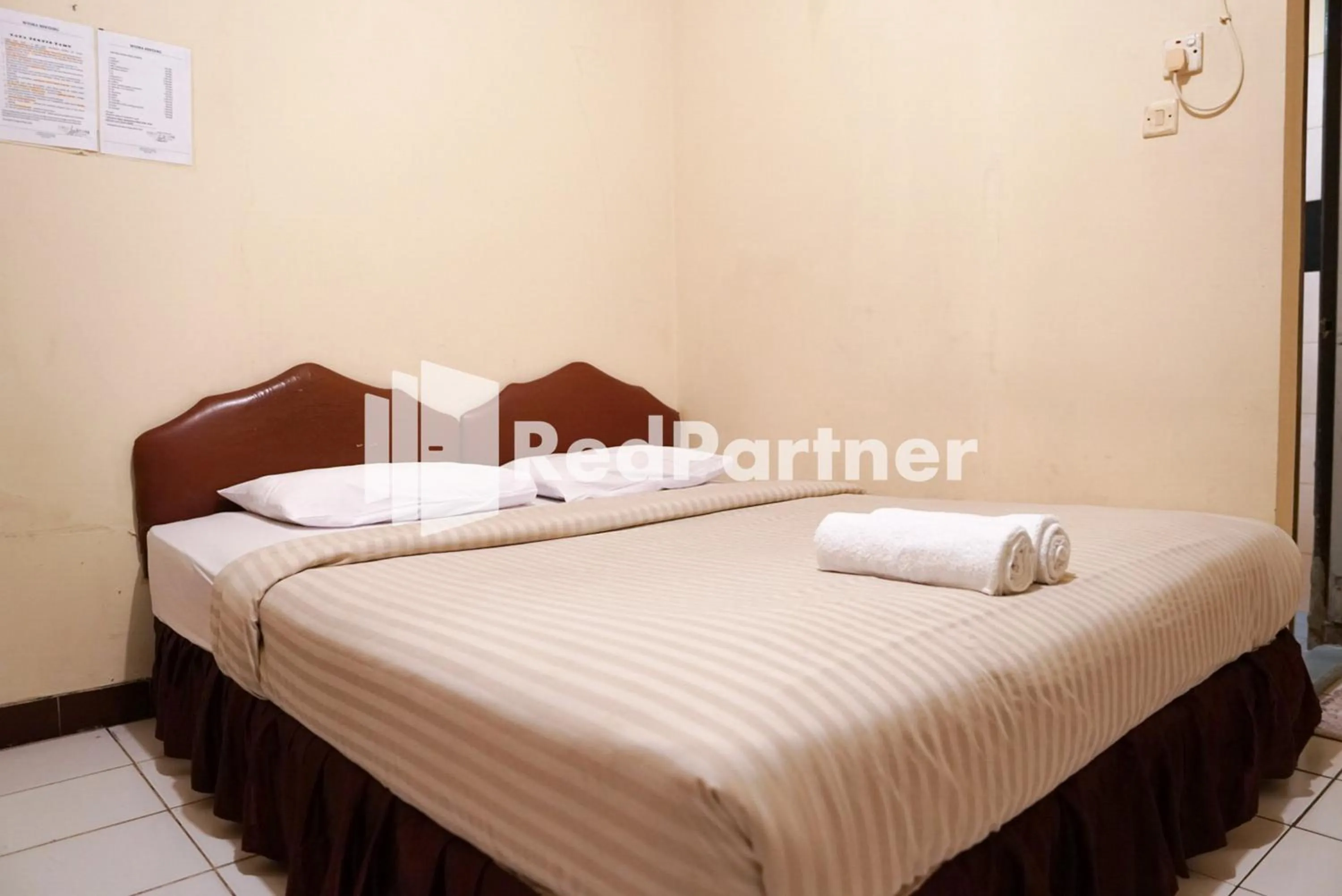 Bed in Wisma Bintang RedPartner