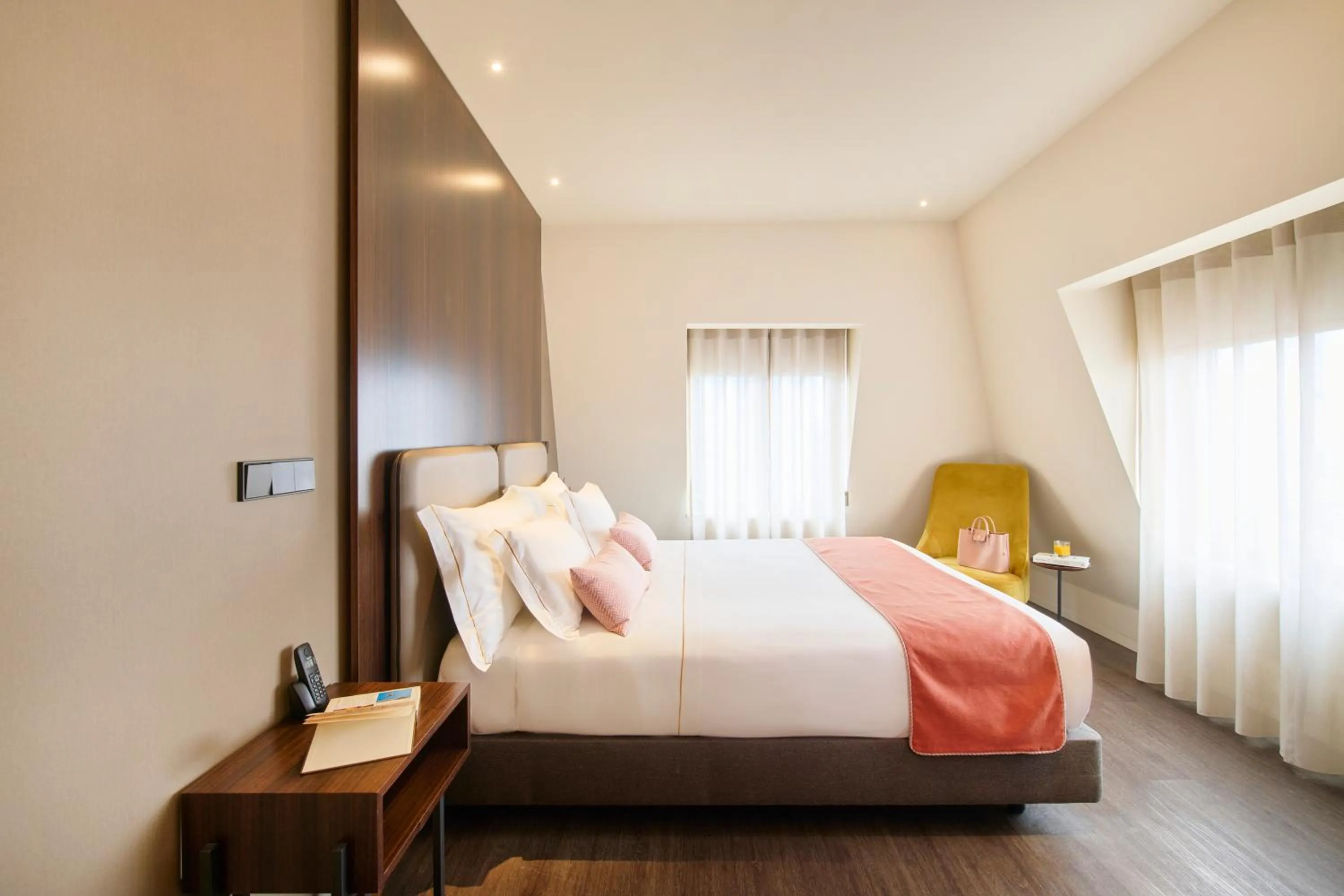 Bed in Hotel Moon & Sun Porto