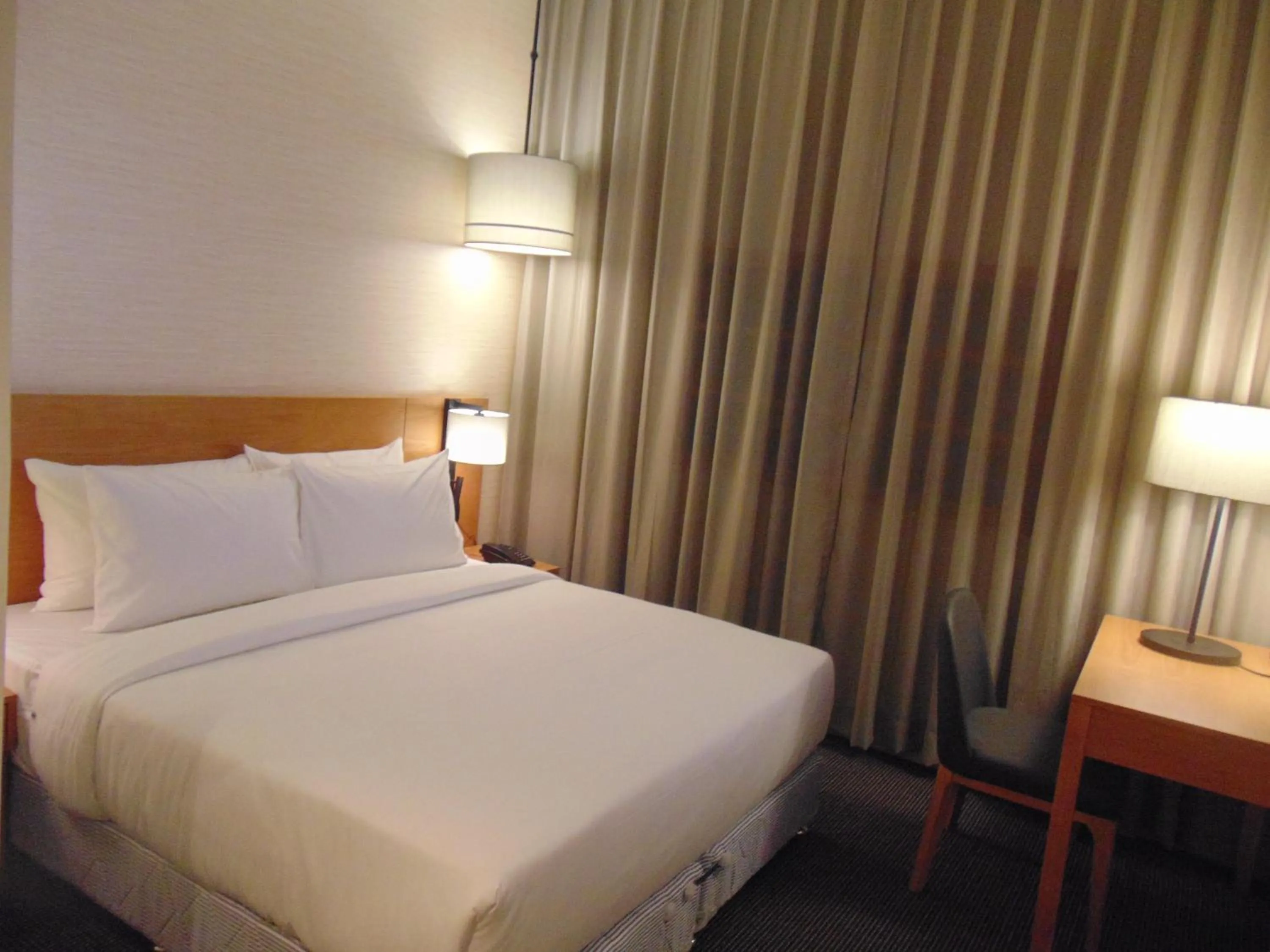 Bed in The Vern at BLVD