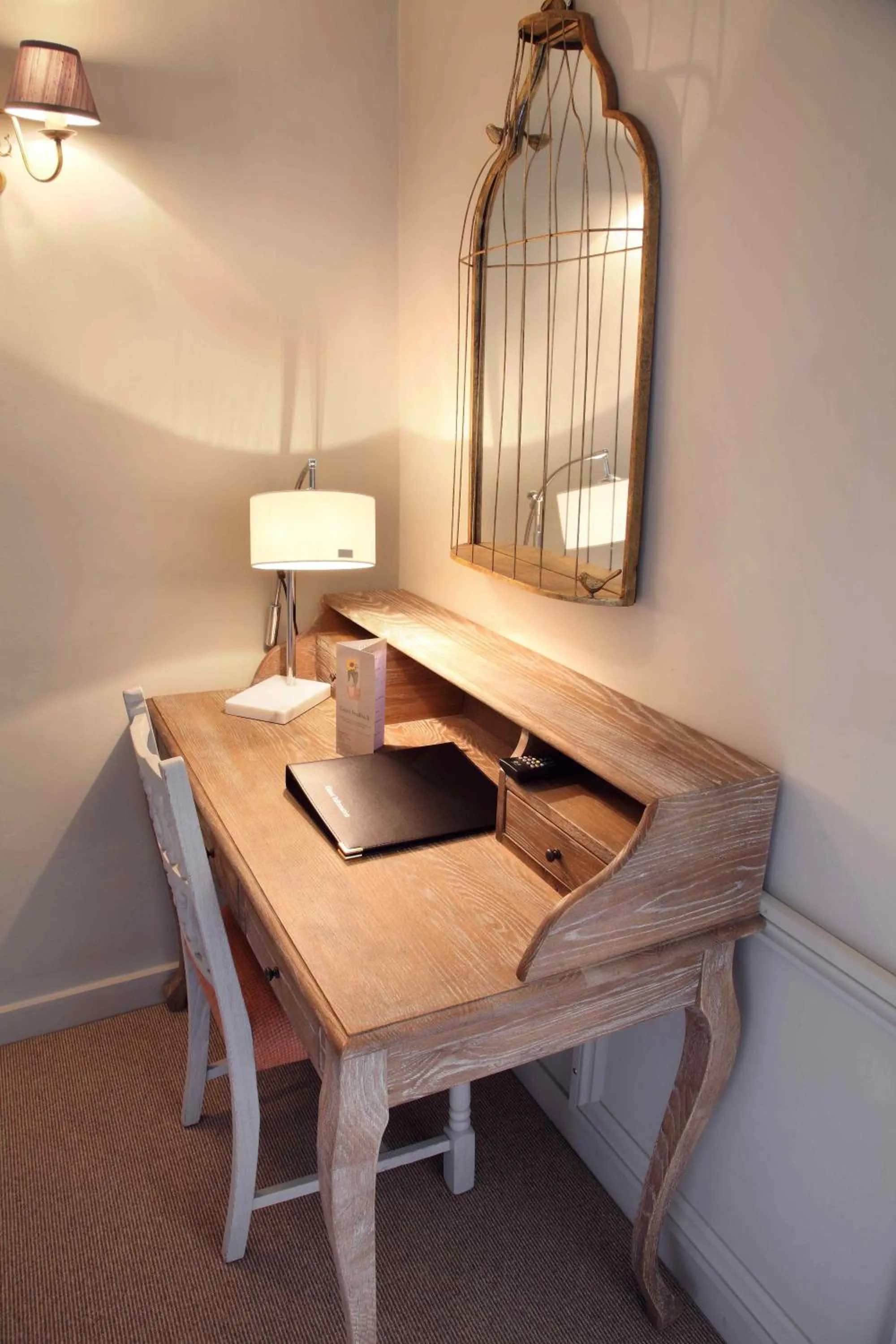 Decorative detail in Flower Pot Hotel