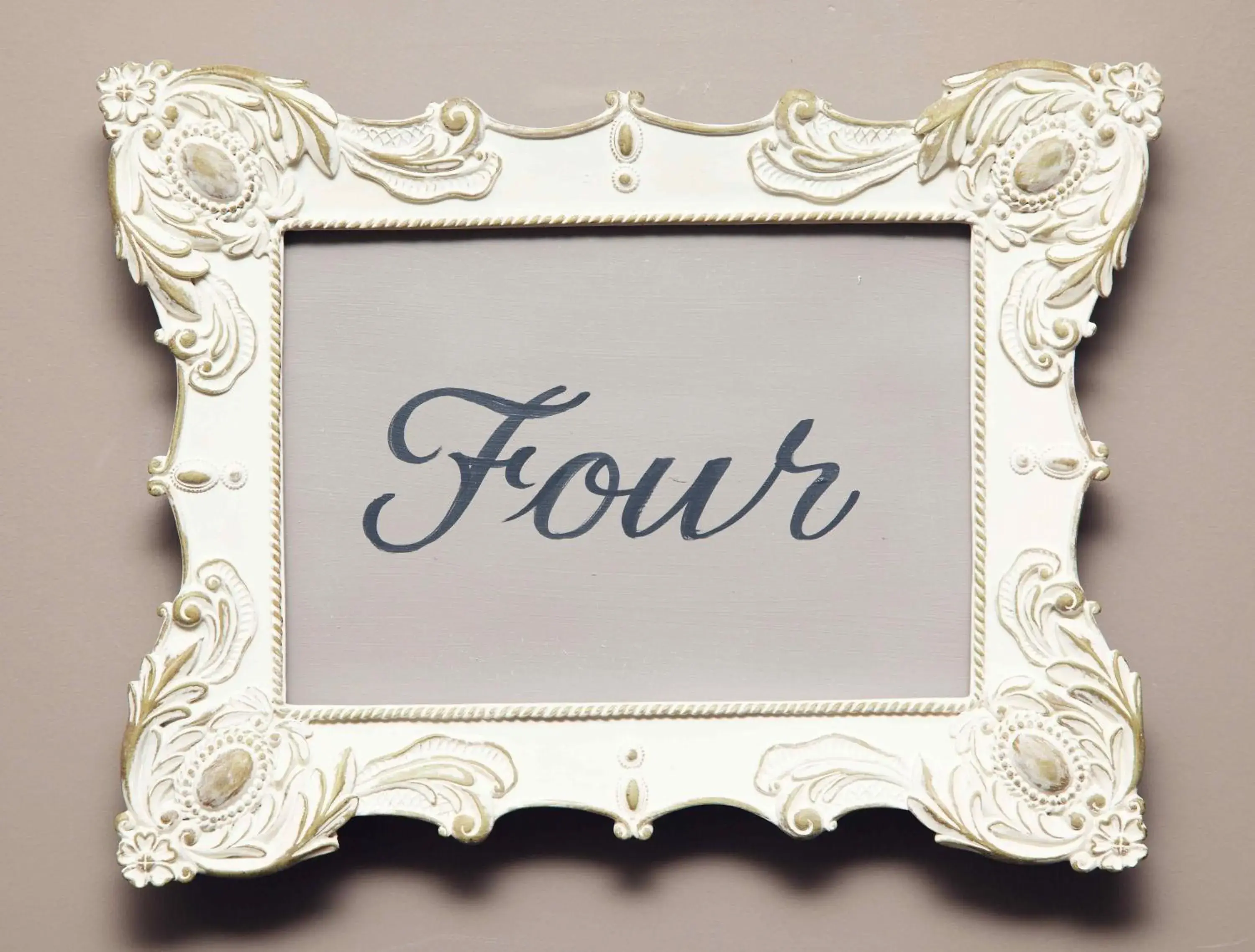 Twin Room in Flower Pot Hotel Twin Room in Flower Pot Hotel