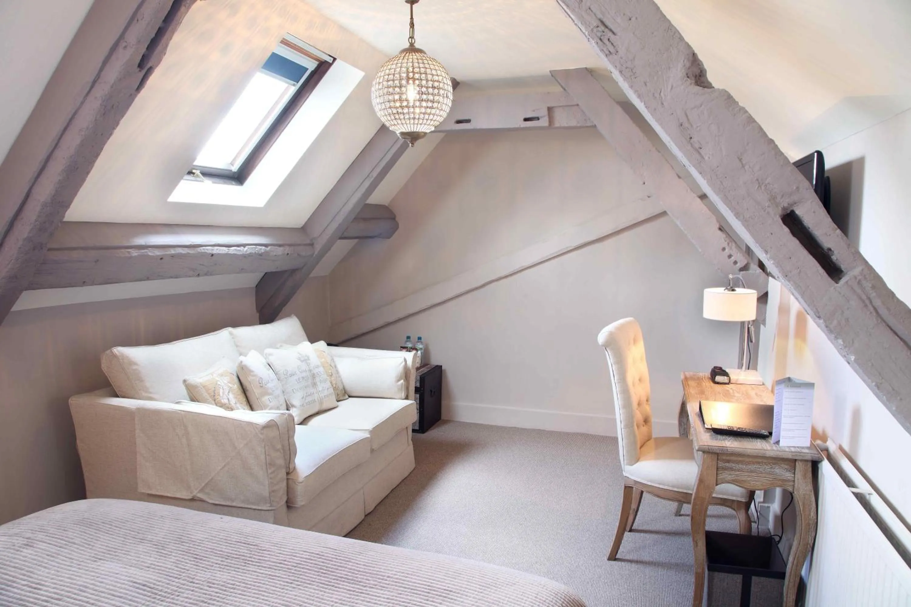 Day in Flower Pot Hotel