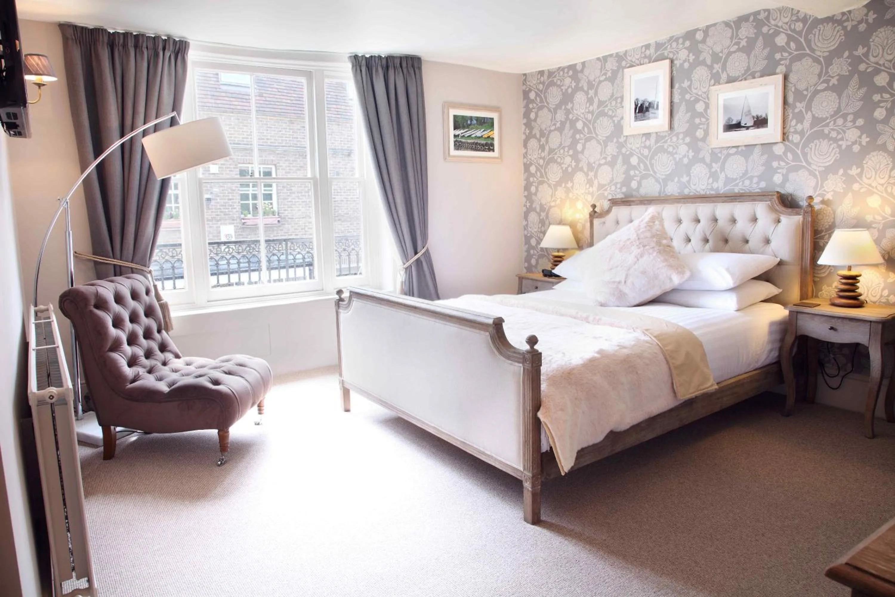 Day, Bed in Flower Pot Hotel