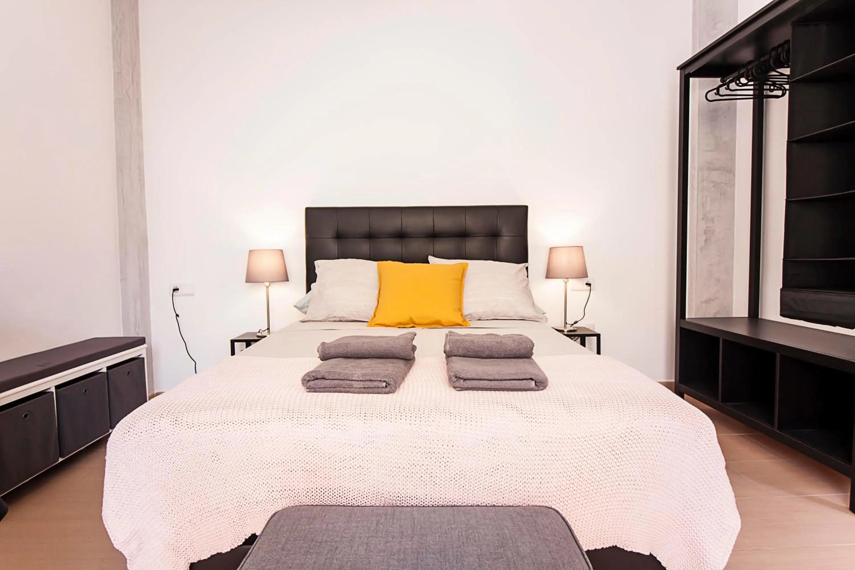 Bedroom, Bed in Rayito by FreshApartments by Bossh! Apartments