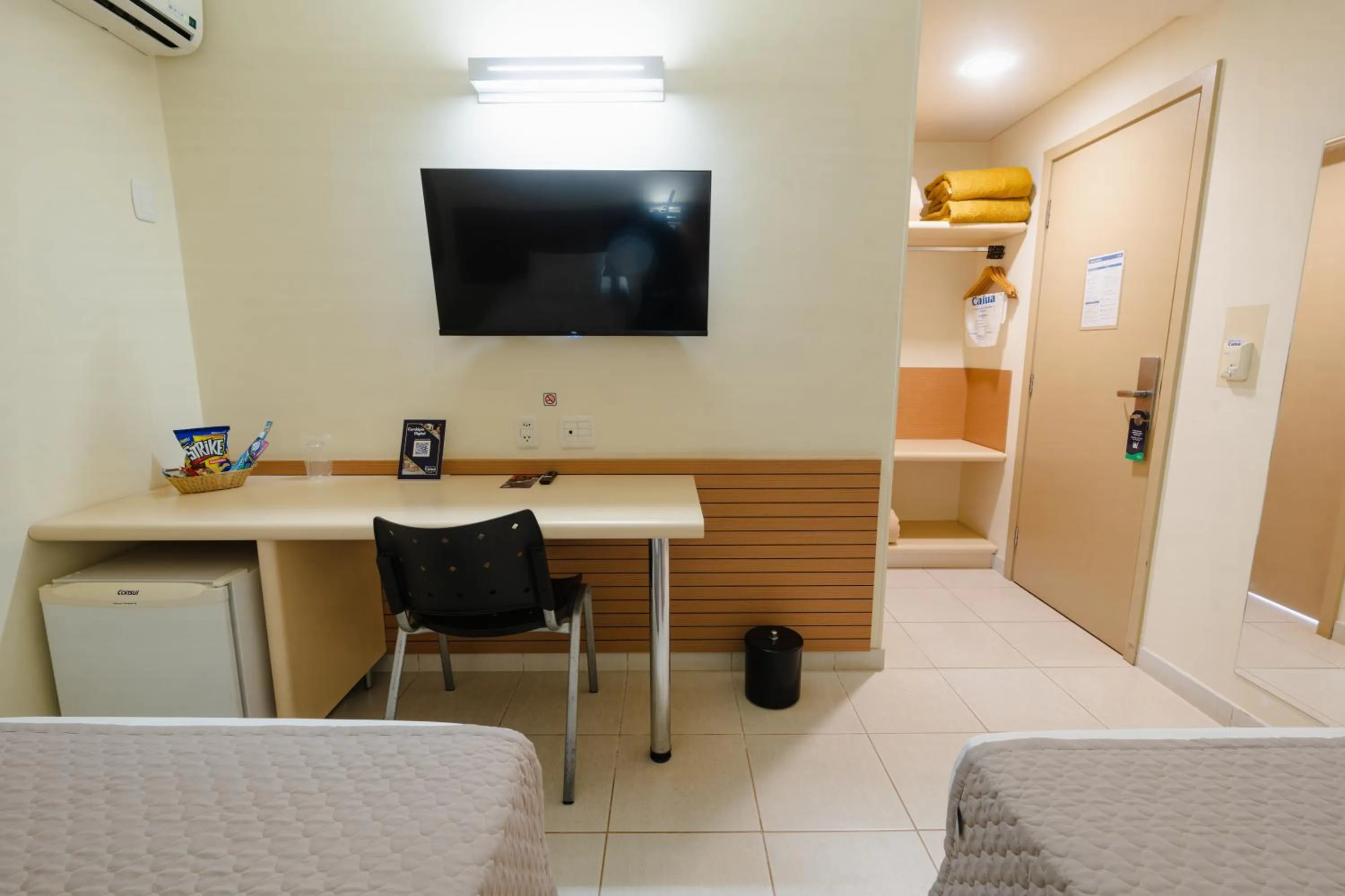 TV and multimedia in Hotel Caiuá Express