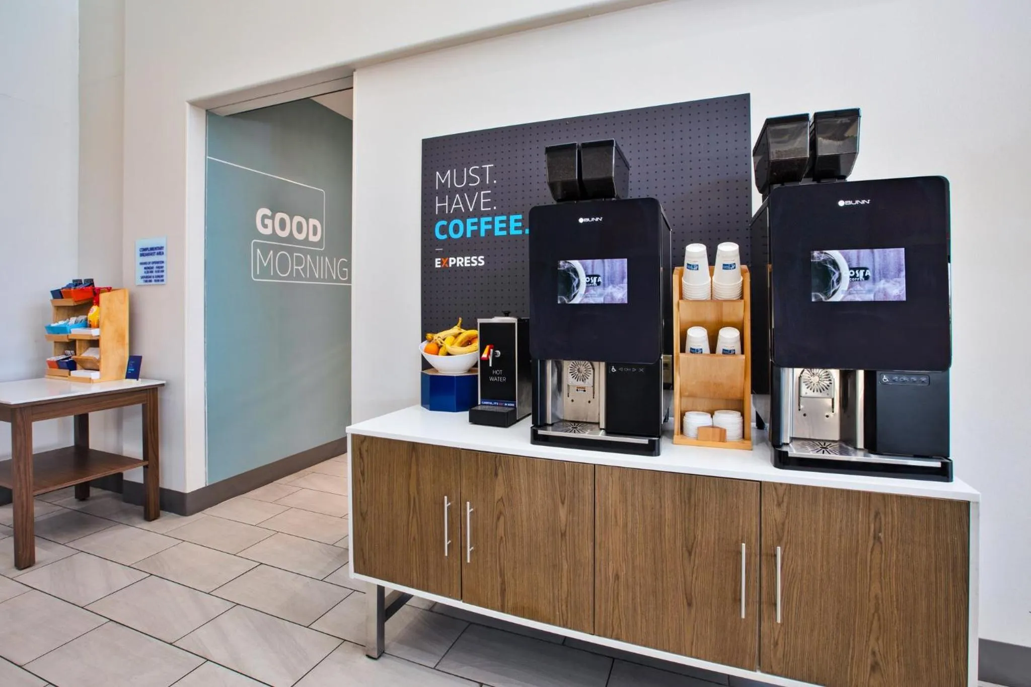 Breakfast in Holiday Inn Express Hotel and Suites Duncan by IHG