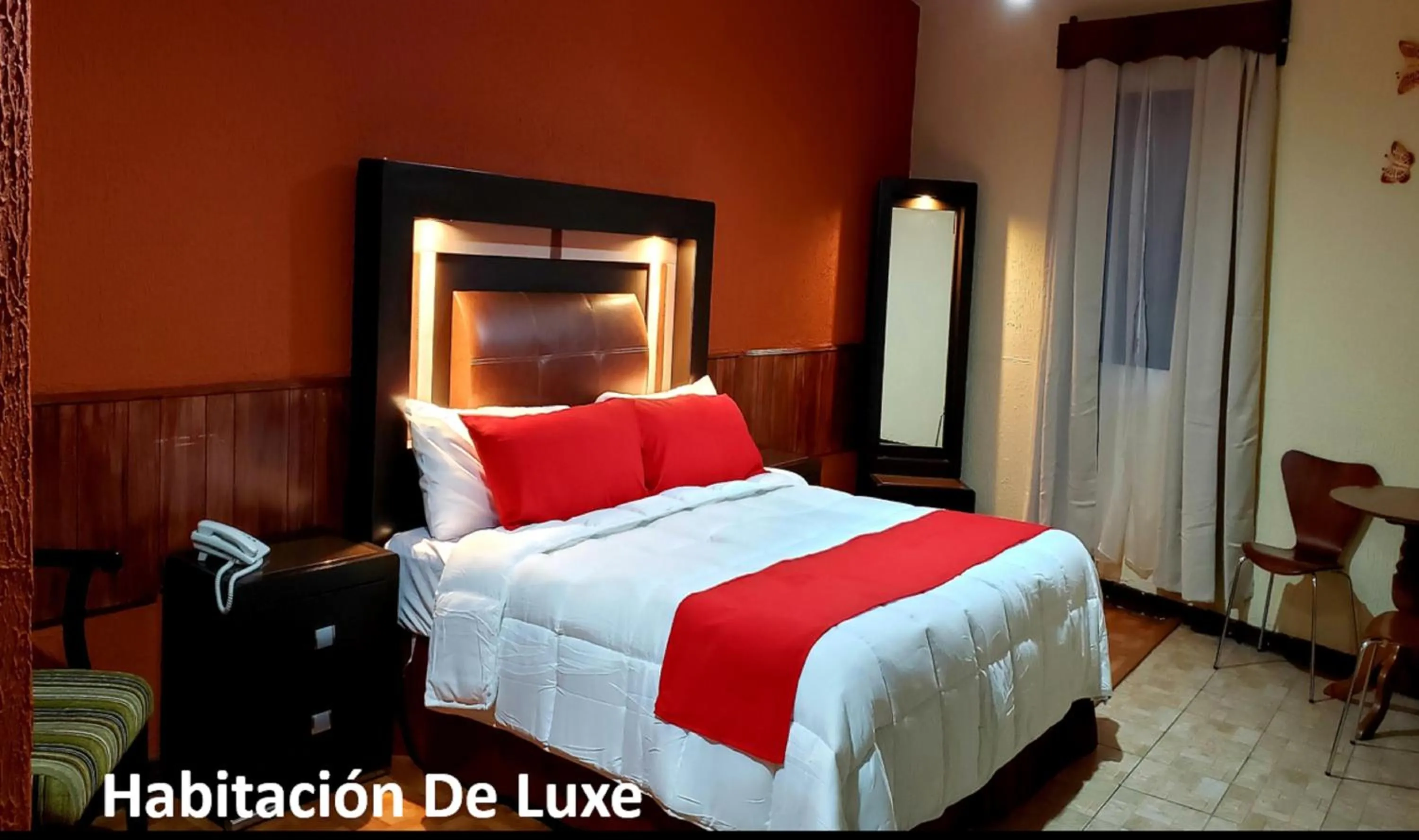 Photo of the whole room, Bed in Hotel Murillo Plaza
