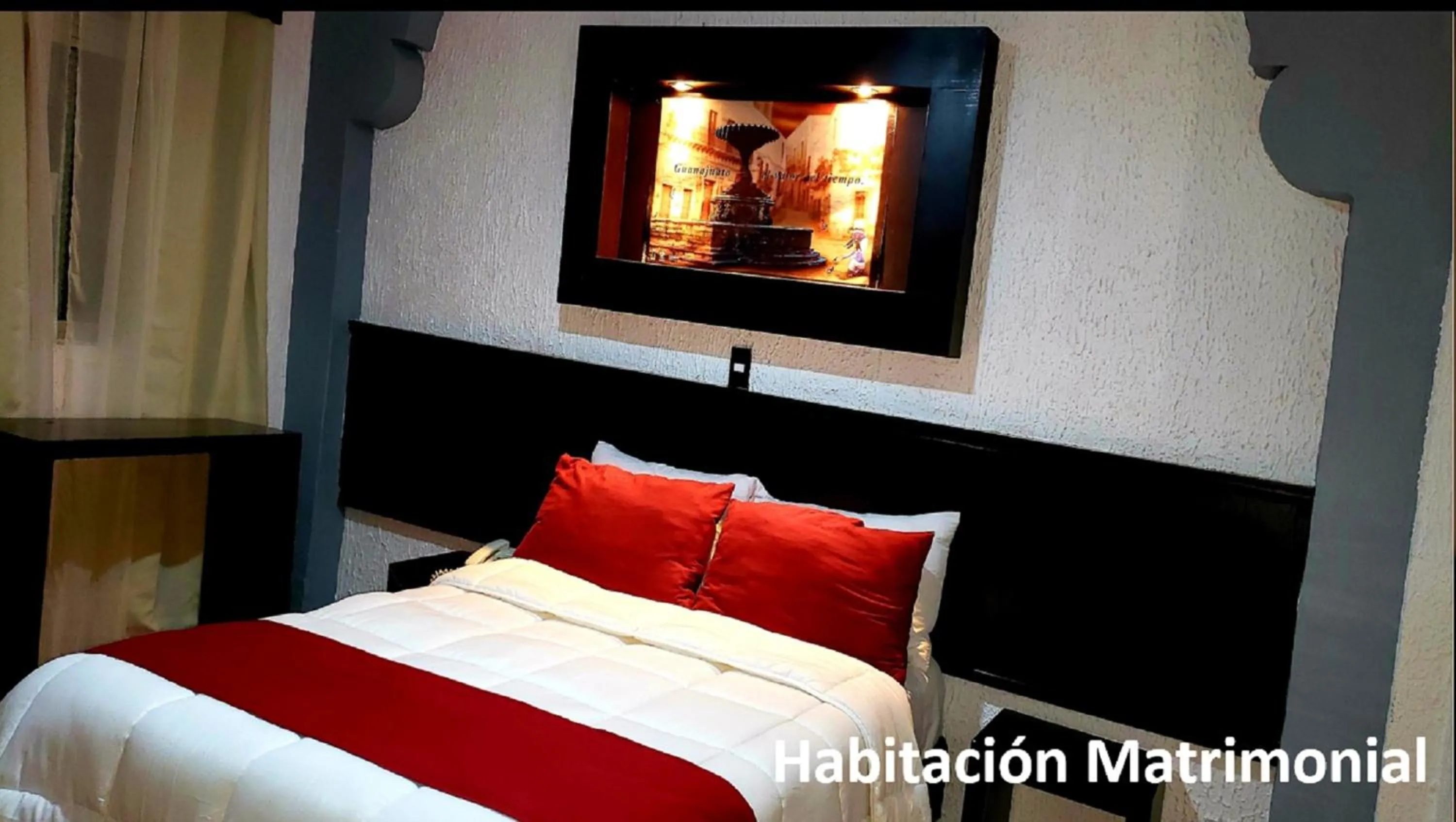 Photo of the whole room, Bed in Hotel Murillo Plaza