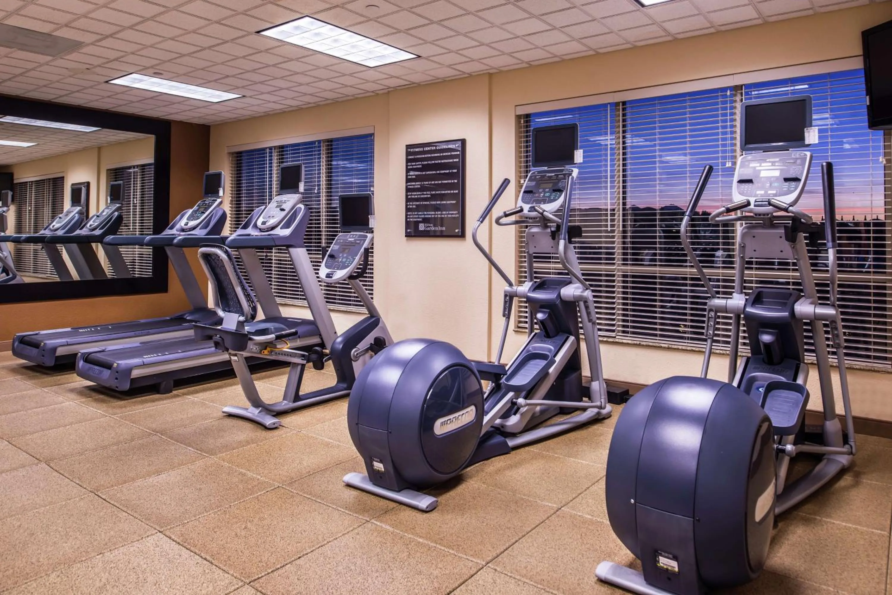 Fitness centre/facilities in Hilton Garden Inn Bend