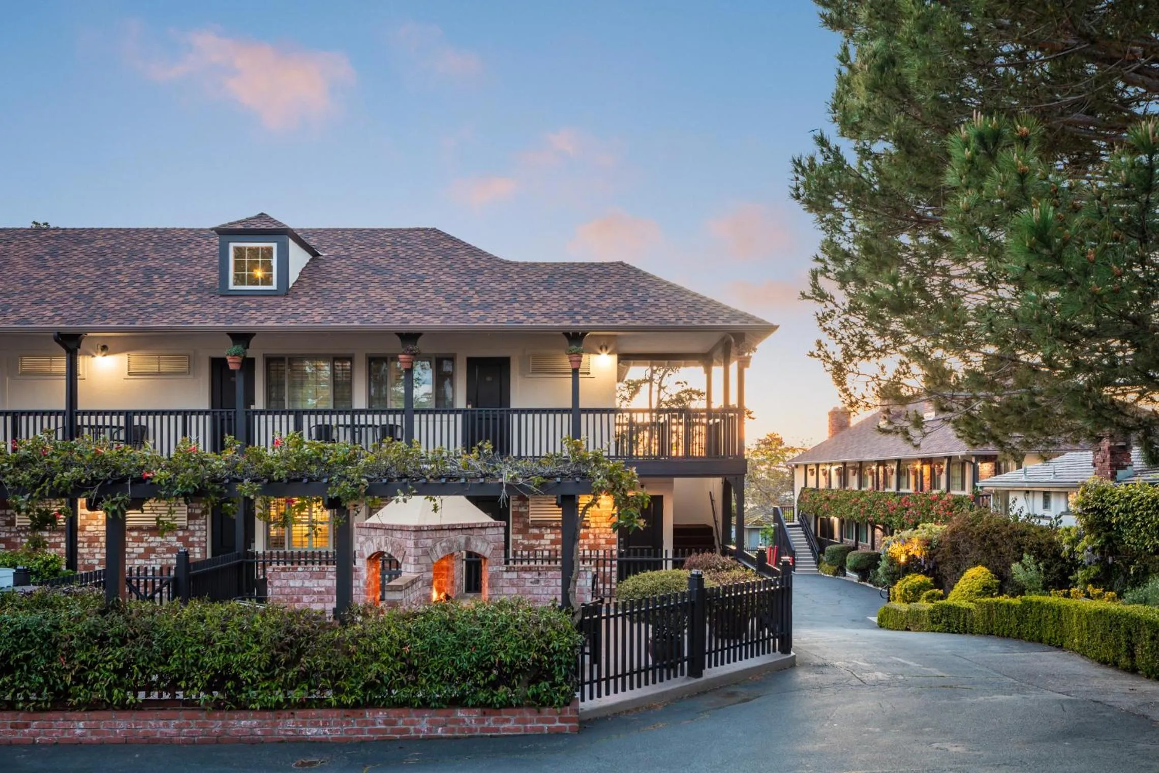 Property building in Candle Light Inn