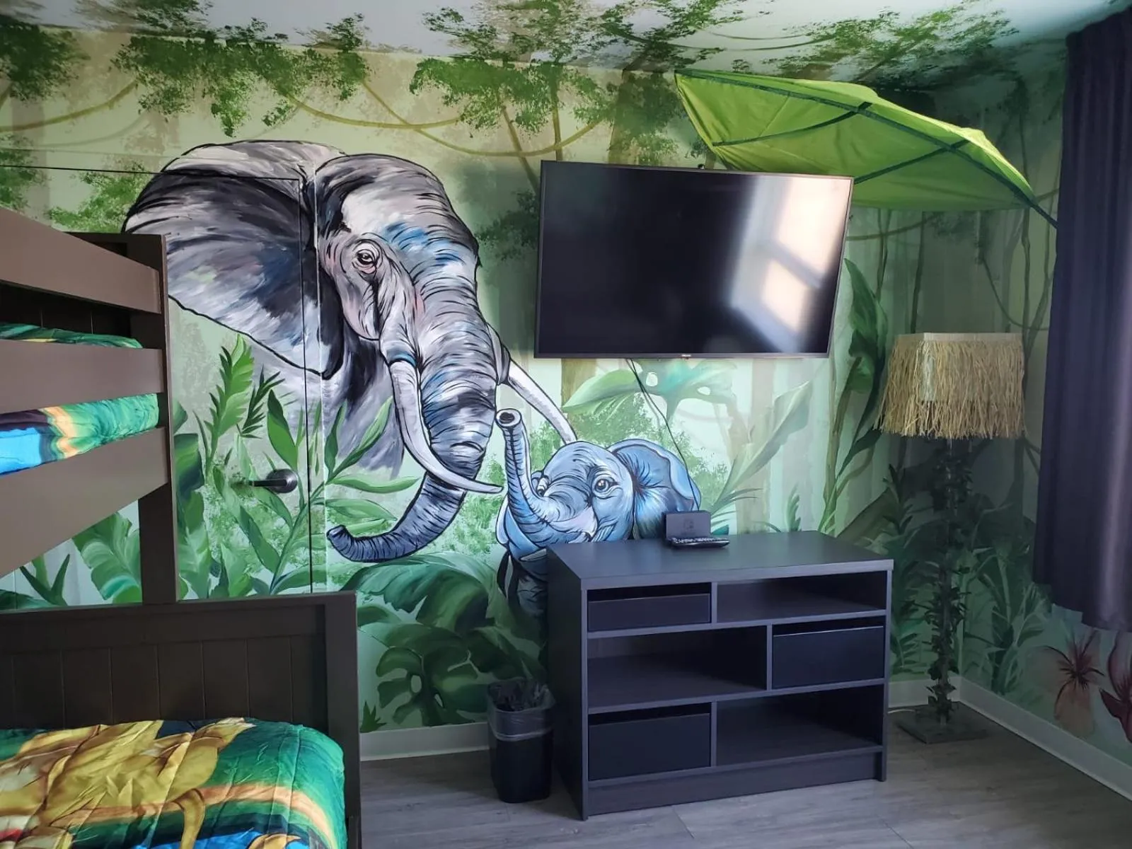 Bedroom in Super 8 by Wyndham Winnipeg East MB