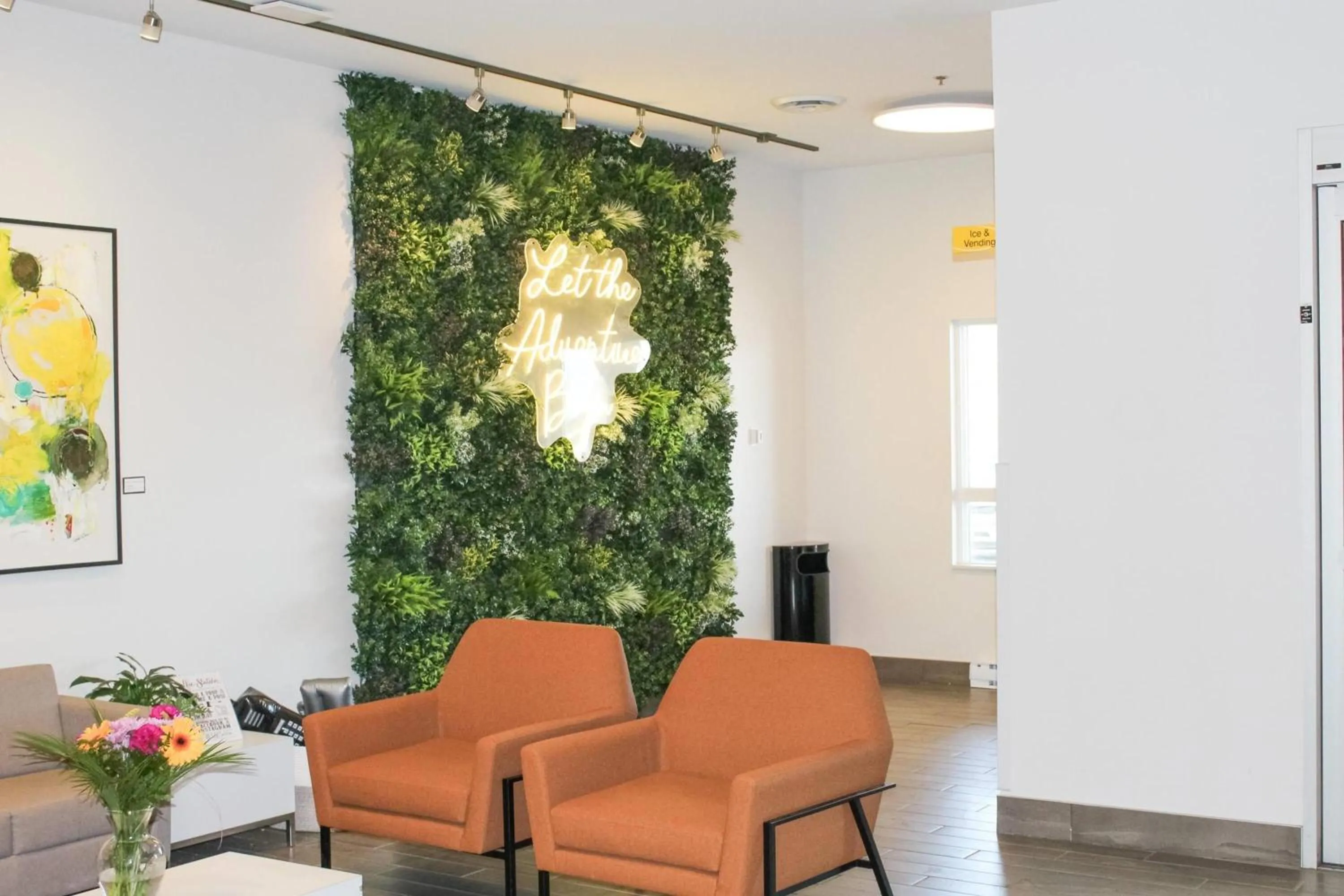 Lobby or reception in Super 8 by Wyndham Winnipeg East MB