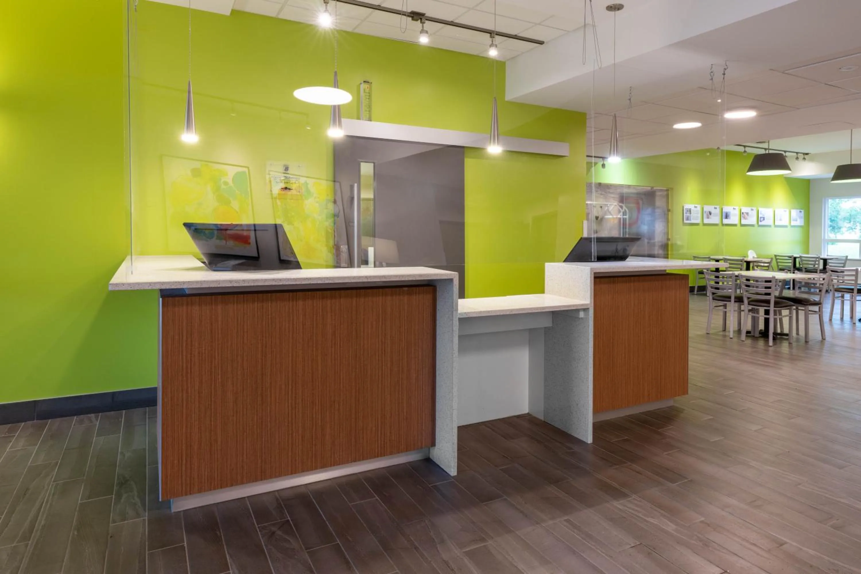 Lobby or reception in Super 8 by Wyndham Winnipeg East MB