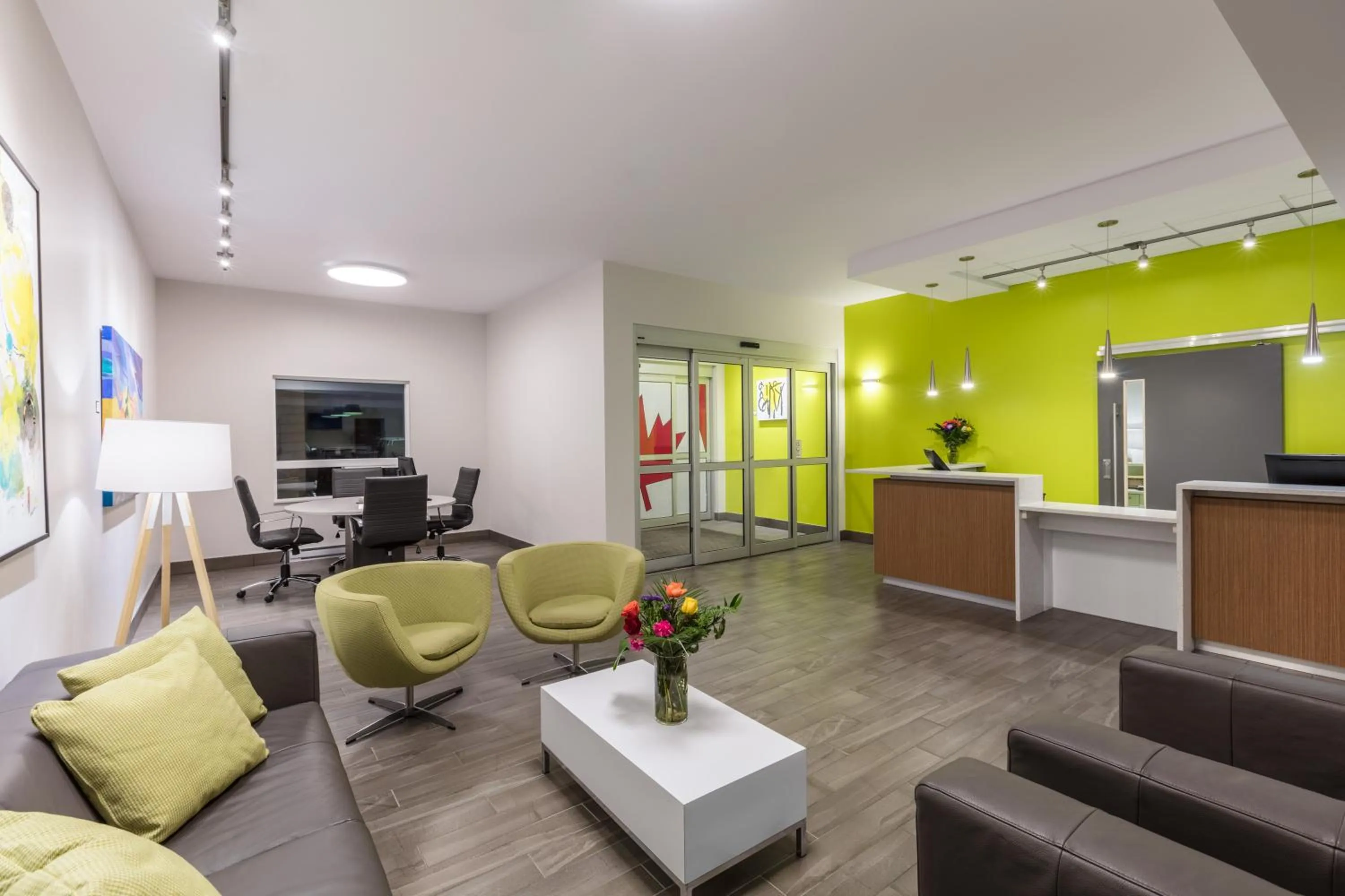 Lobby or reception in Super 8 by Wyndham Winnipeg East MB