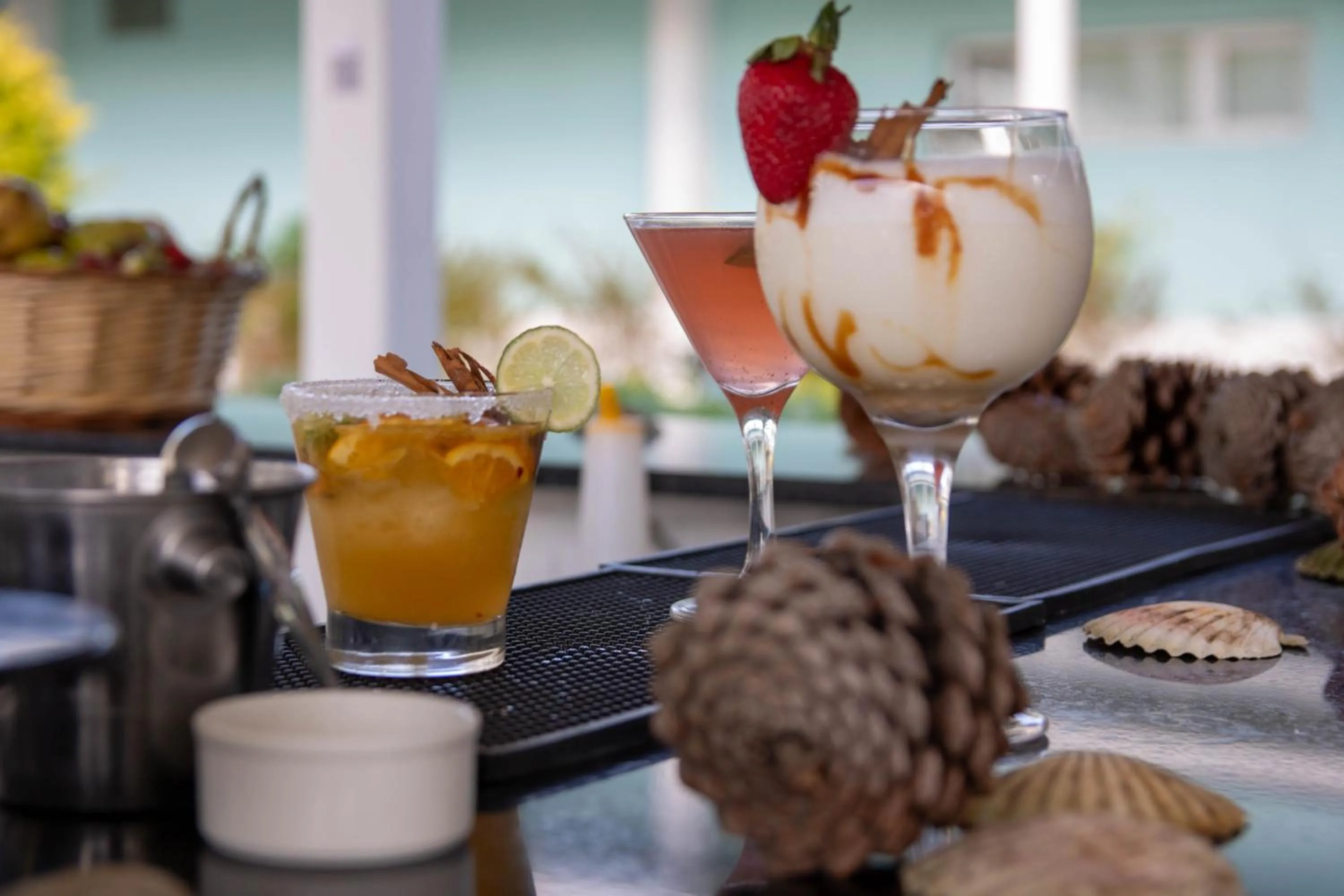 Drinks in Howard Johnson Hotel & Convention Center Madariaga - Carilo