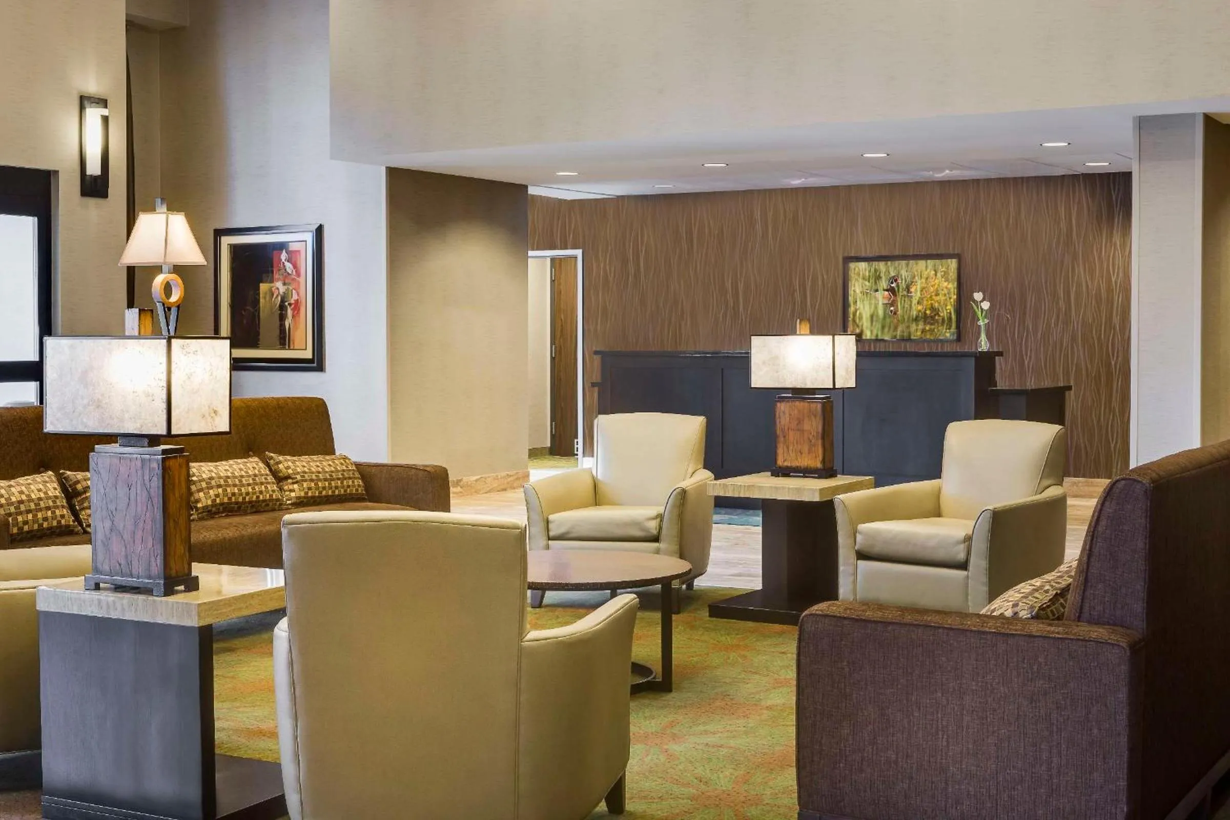 Lobby or reception in Homewood Suites by Hilton Coralville - Iowa River Landing