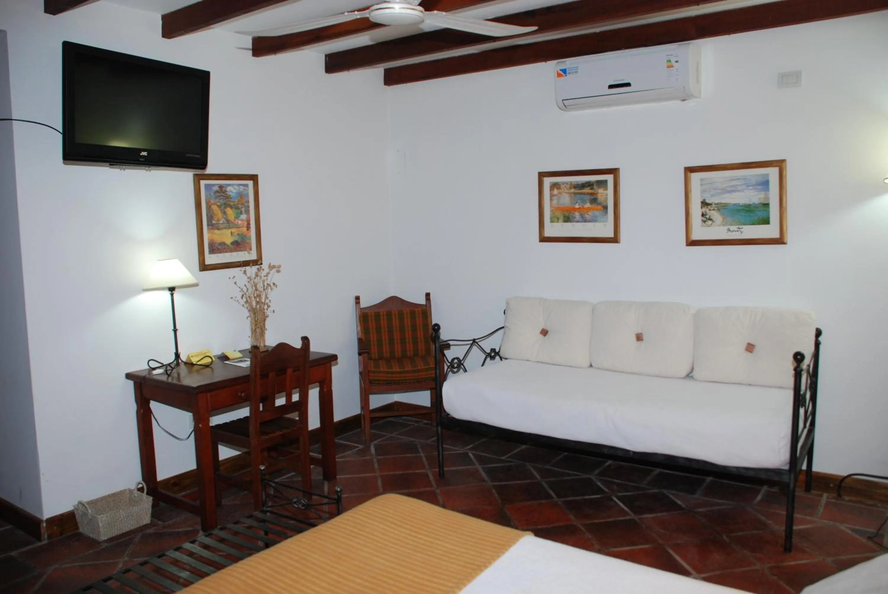 Bedroom, Bed in Hostería Posada del Sol