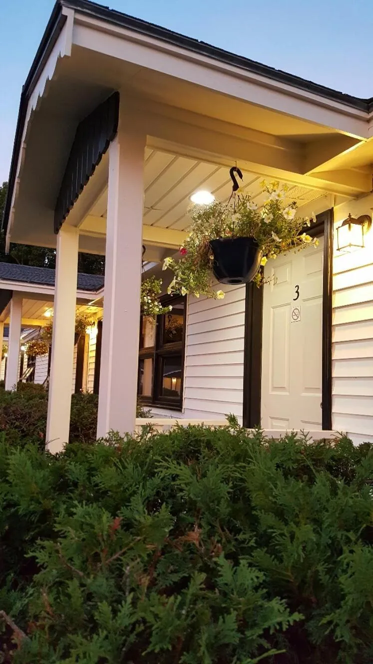 Facade/entrance in Starlight Lodge at Rockport Harbor