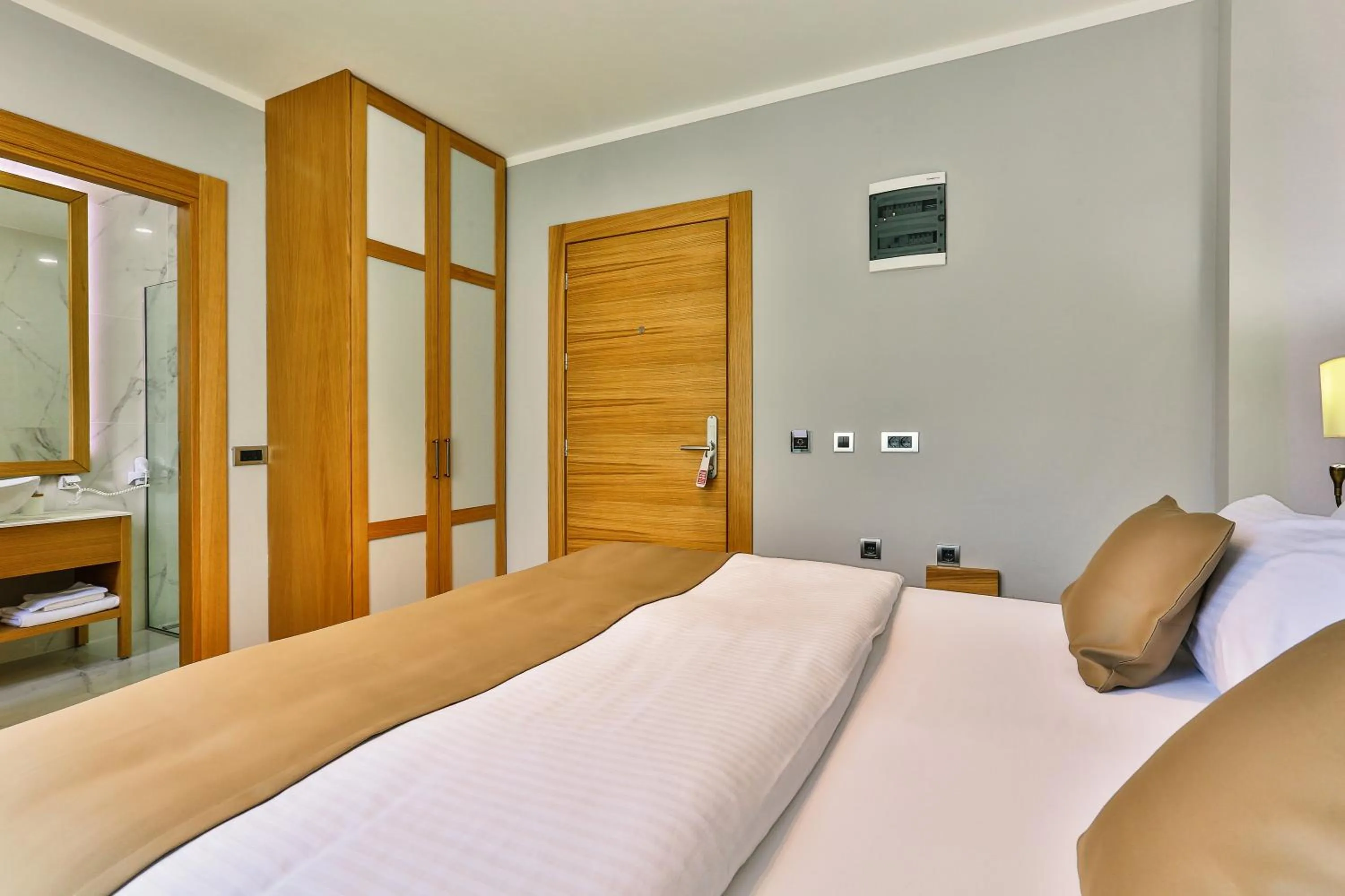 Bedroom, Bed in Hotel Lusso Mare by Aycon