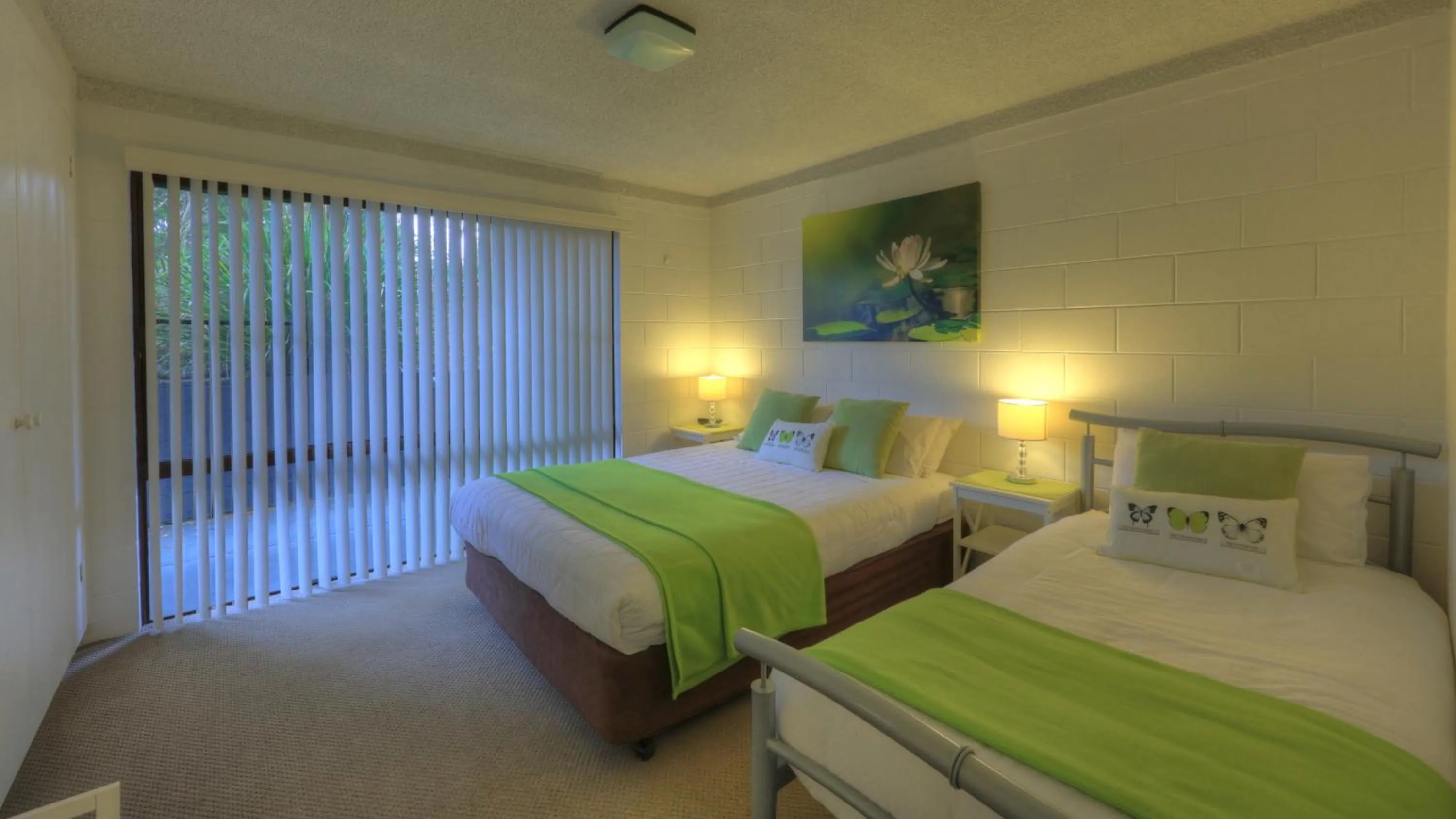 Bed in Mapleton Falls Accommodation