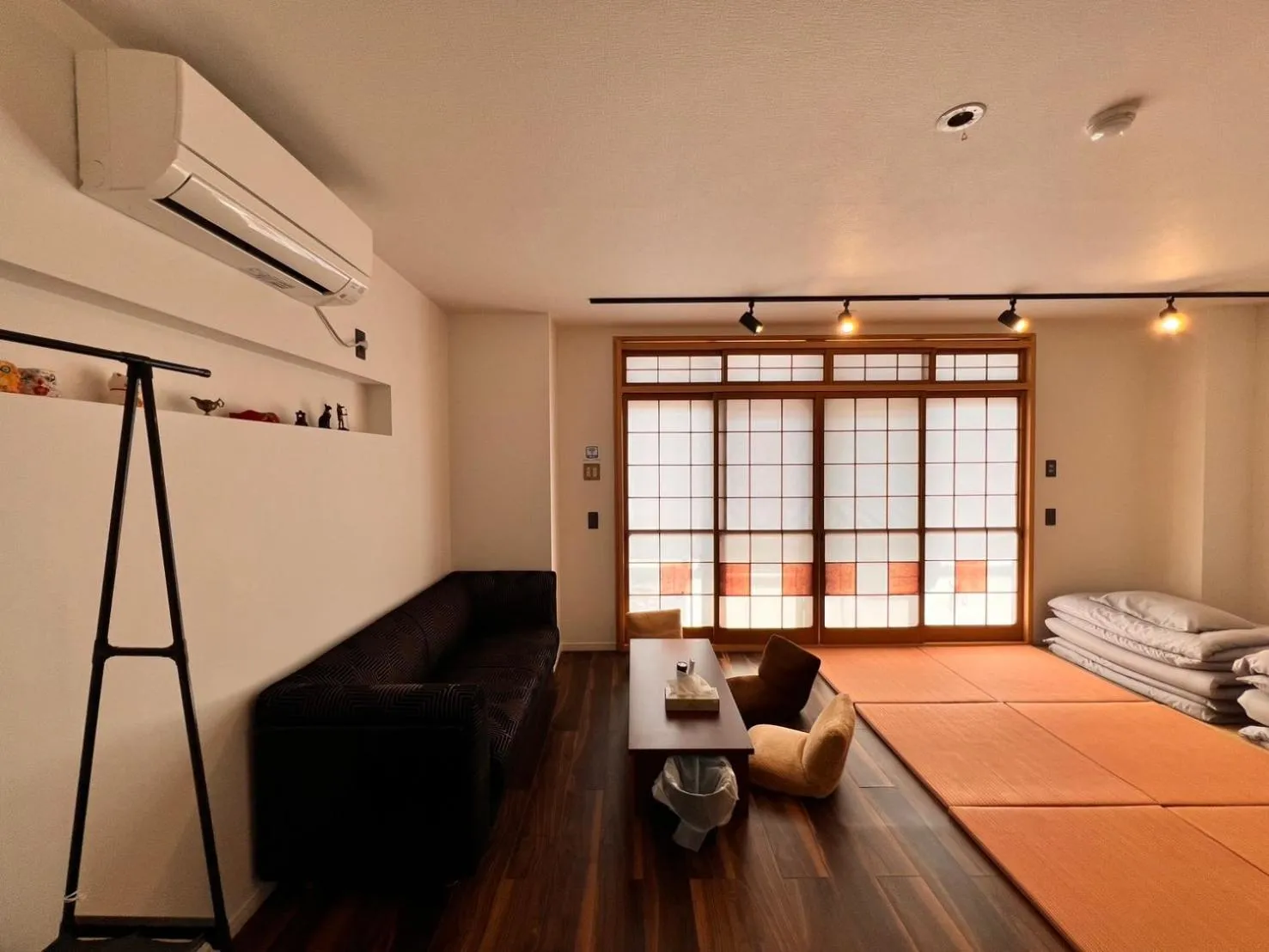 Photo of the whole room, Bed in Guest House WA