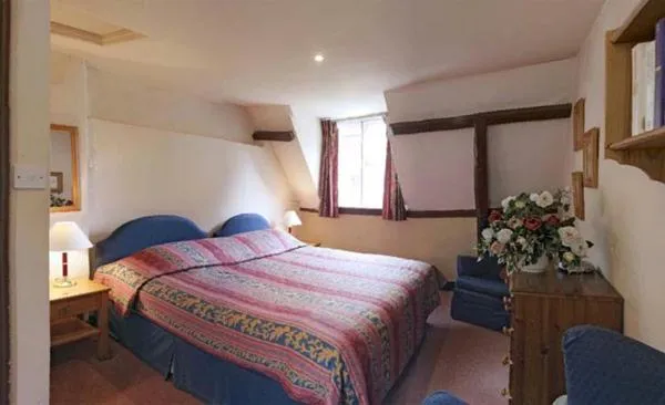 Bed in Bath Place Hotel