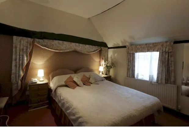 Bed in Bath Place Hotel