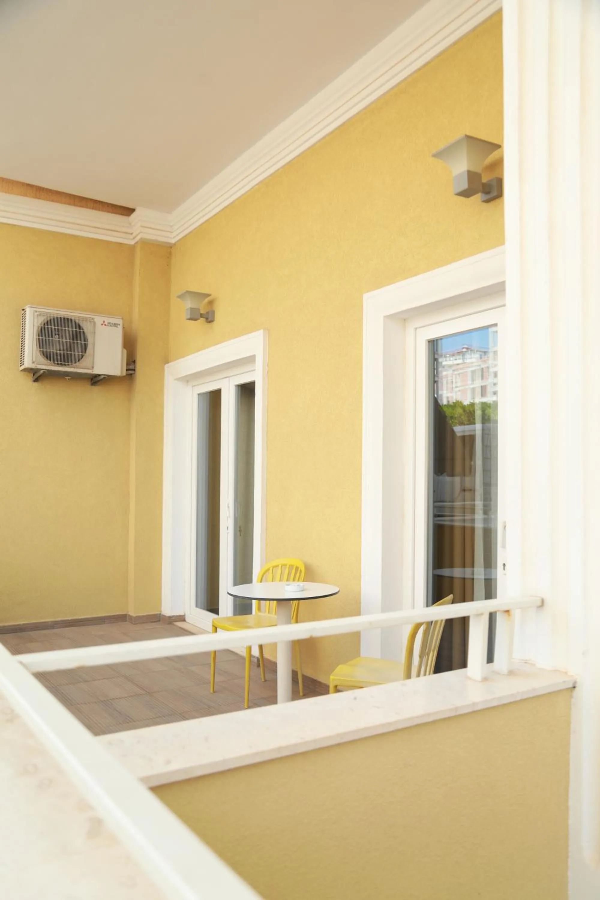 Sunrise Luxury Apartments