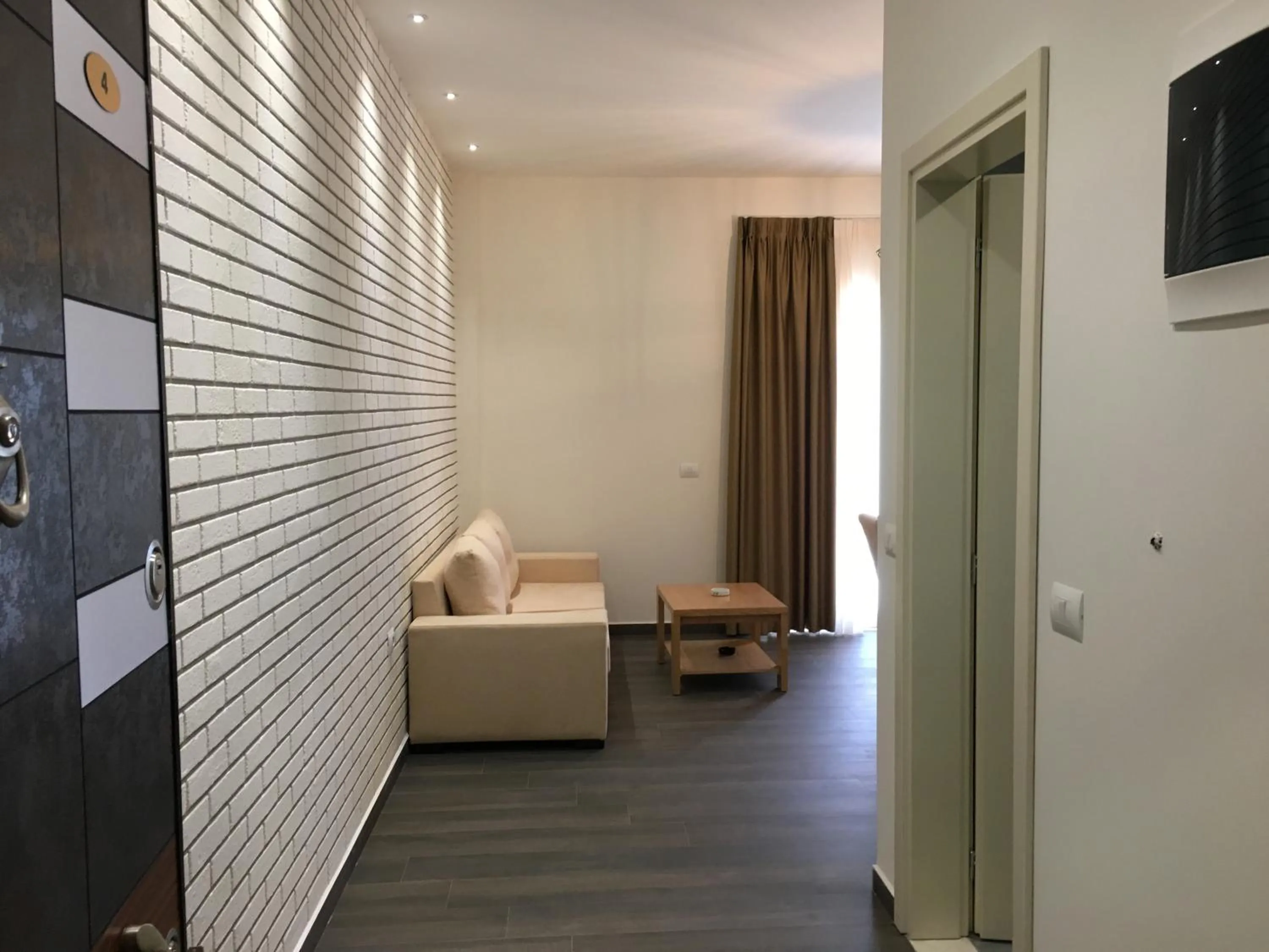 Sunrise Luxury Apartments