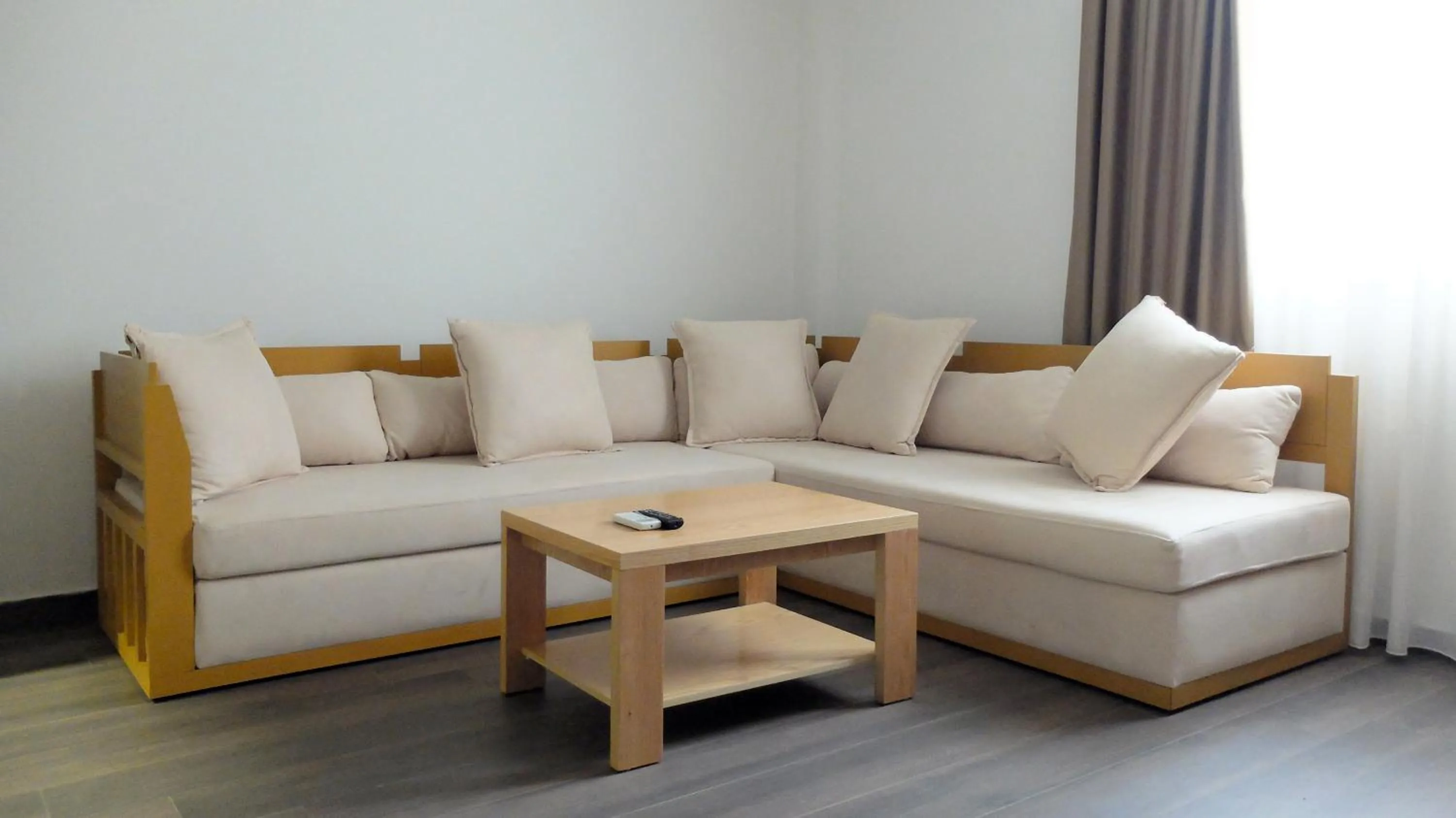 Sunrise Luxury Apartments