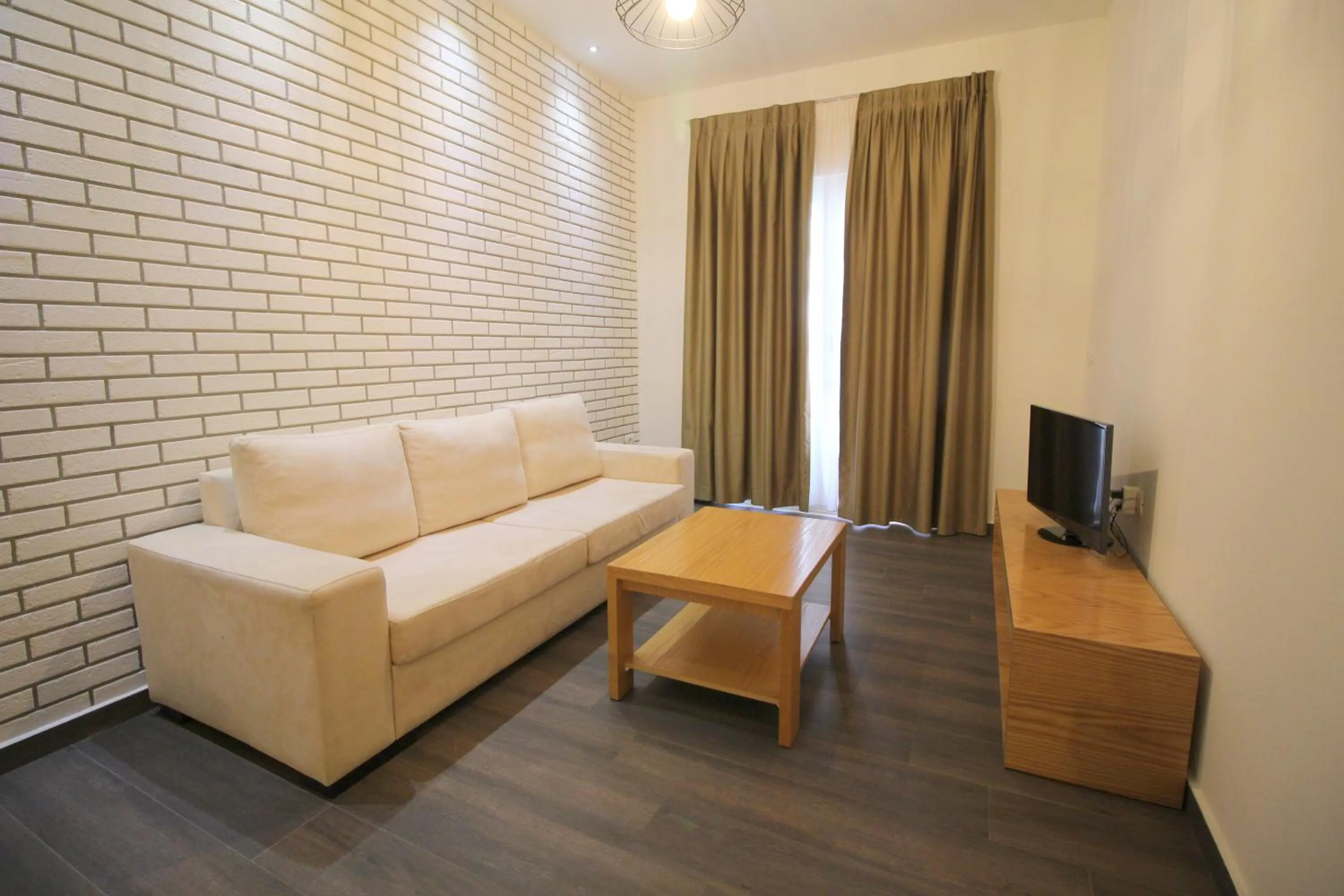 Sunrise Luxury Apartments